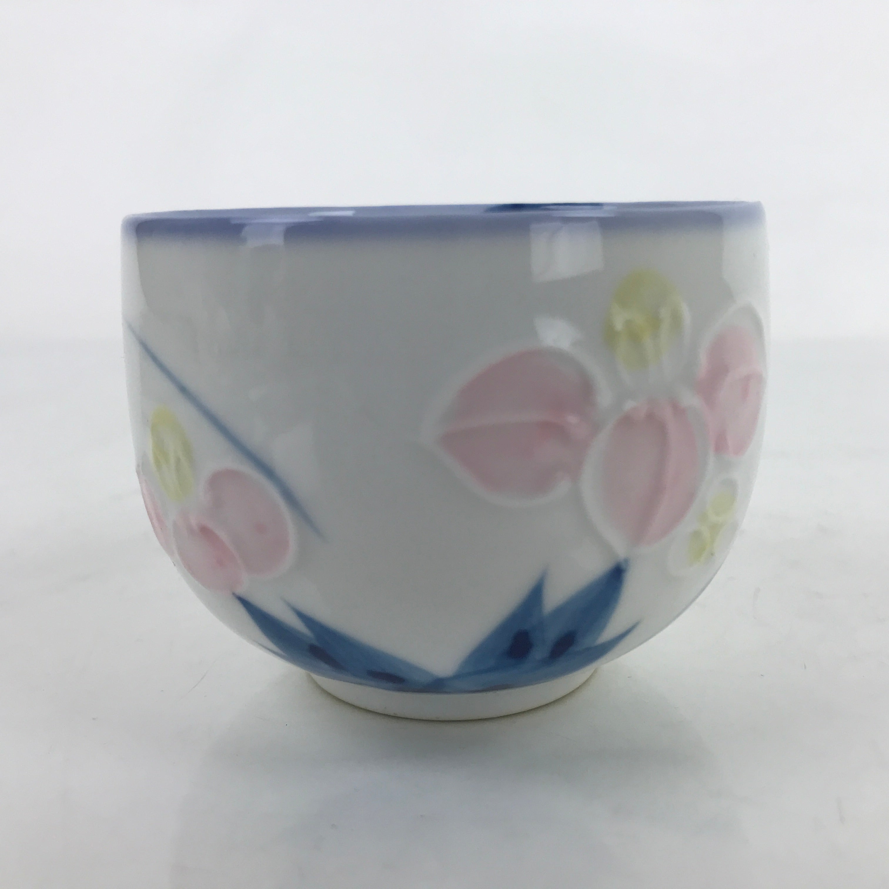 Japanese Arita Ware Porcelain Teacup Vtg Pink Iris Flower White Yunomi TC479