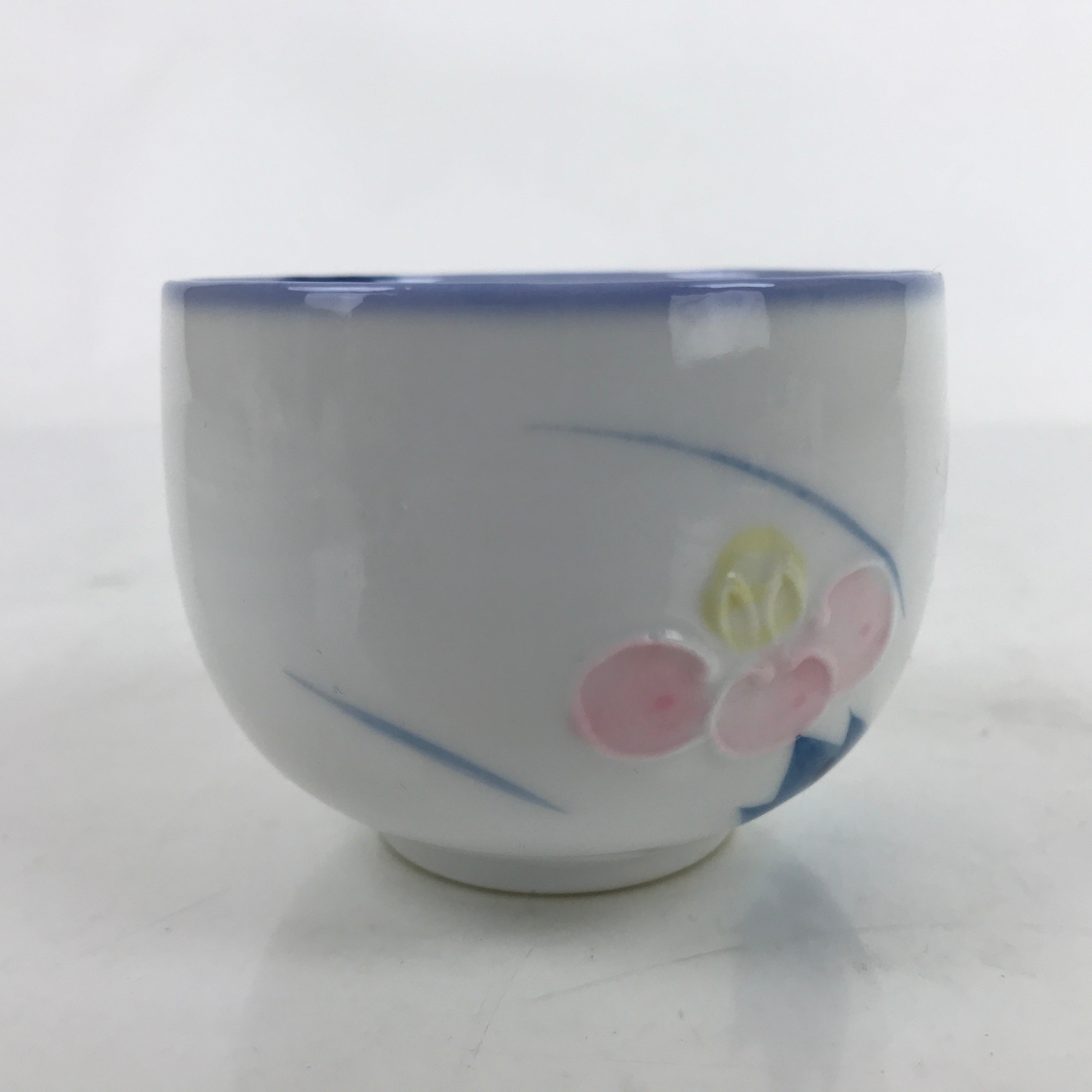 Japanese Arita Ware Porcelain Teacup Vtg Pink Iris Flower White Yunomi TC479