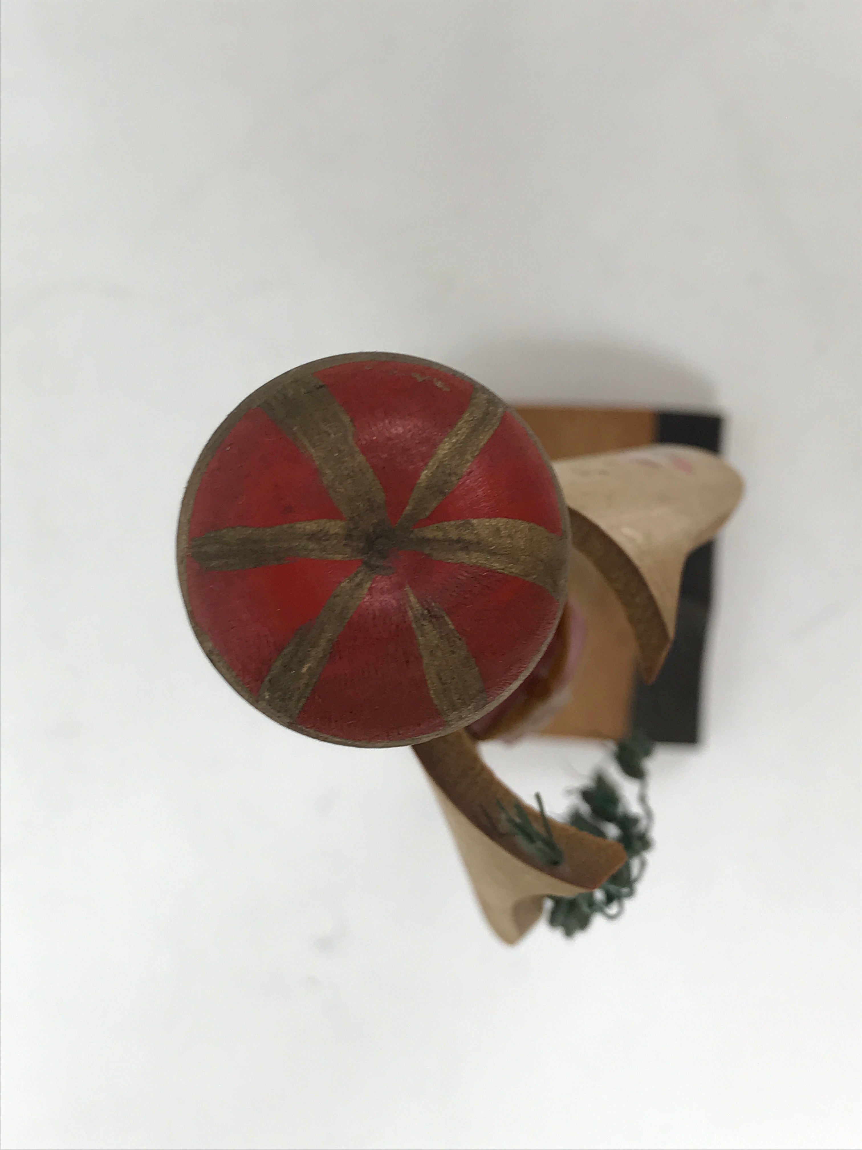 Japanese Bamboo Kokeshi Doll Vtg Figurine Woman Rice Spike Round Hat KF754