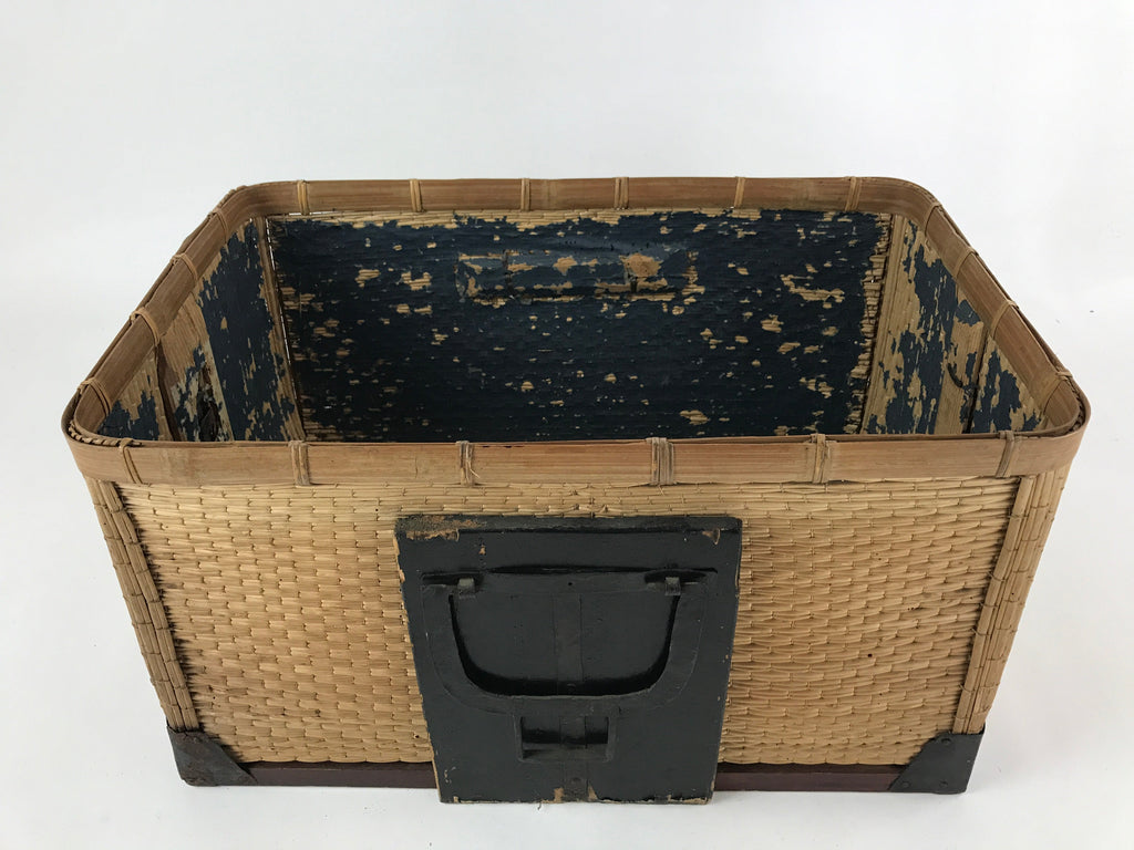 Japanese Bamboo Woven Storage Basket Vtg Traveler Chest Kago Iron Handles B221