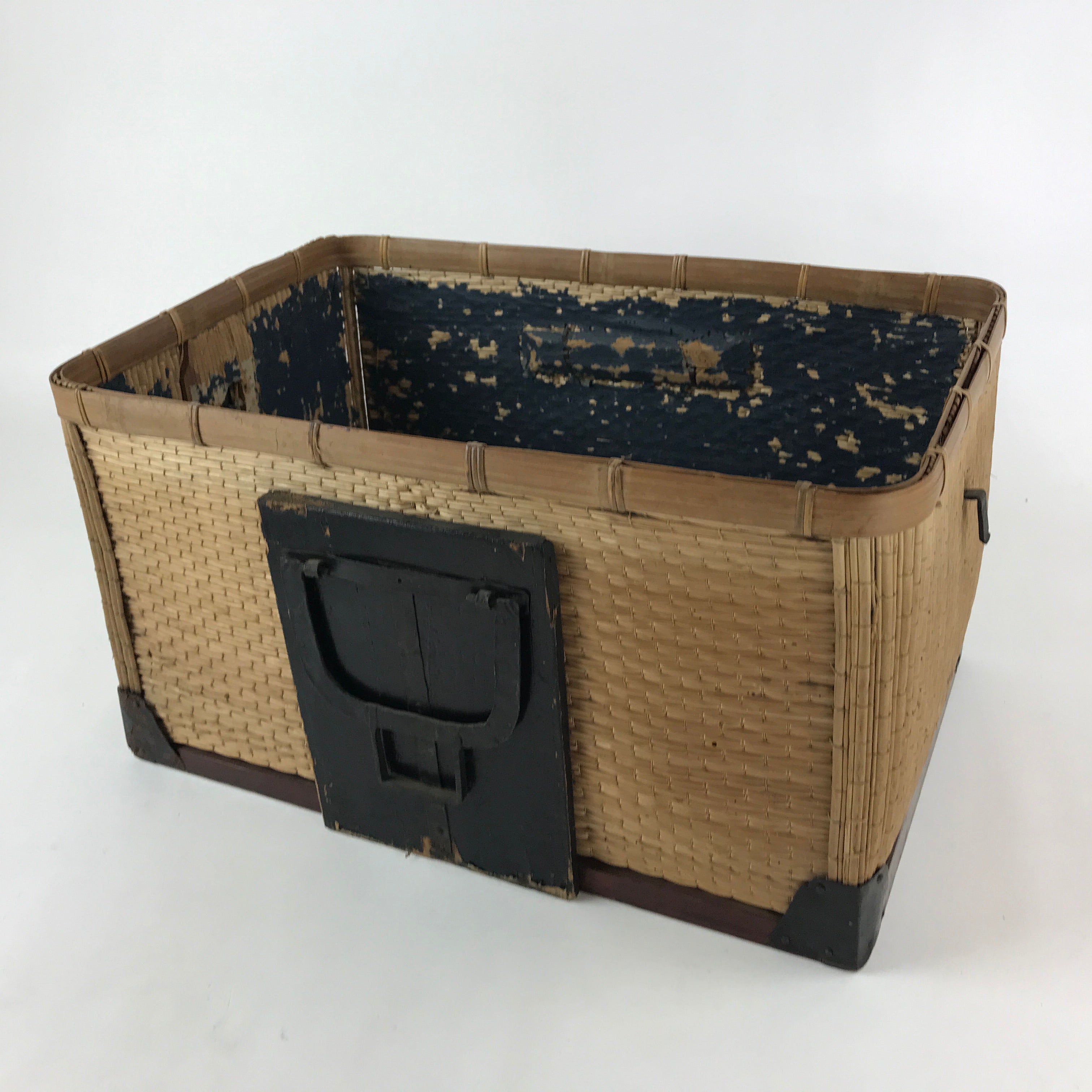 Japanese Bamboo Woven Storage Basket Vtg Traveler Chest Kago Iron Handles B221