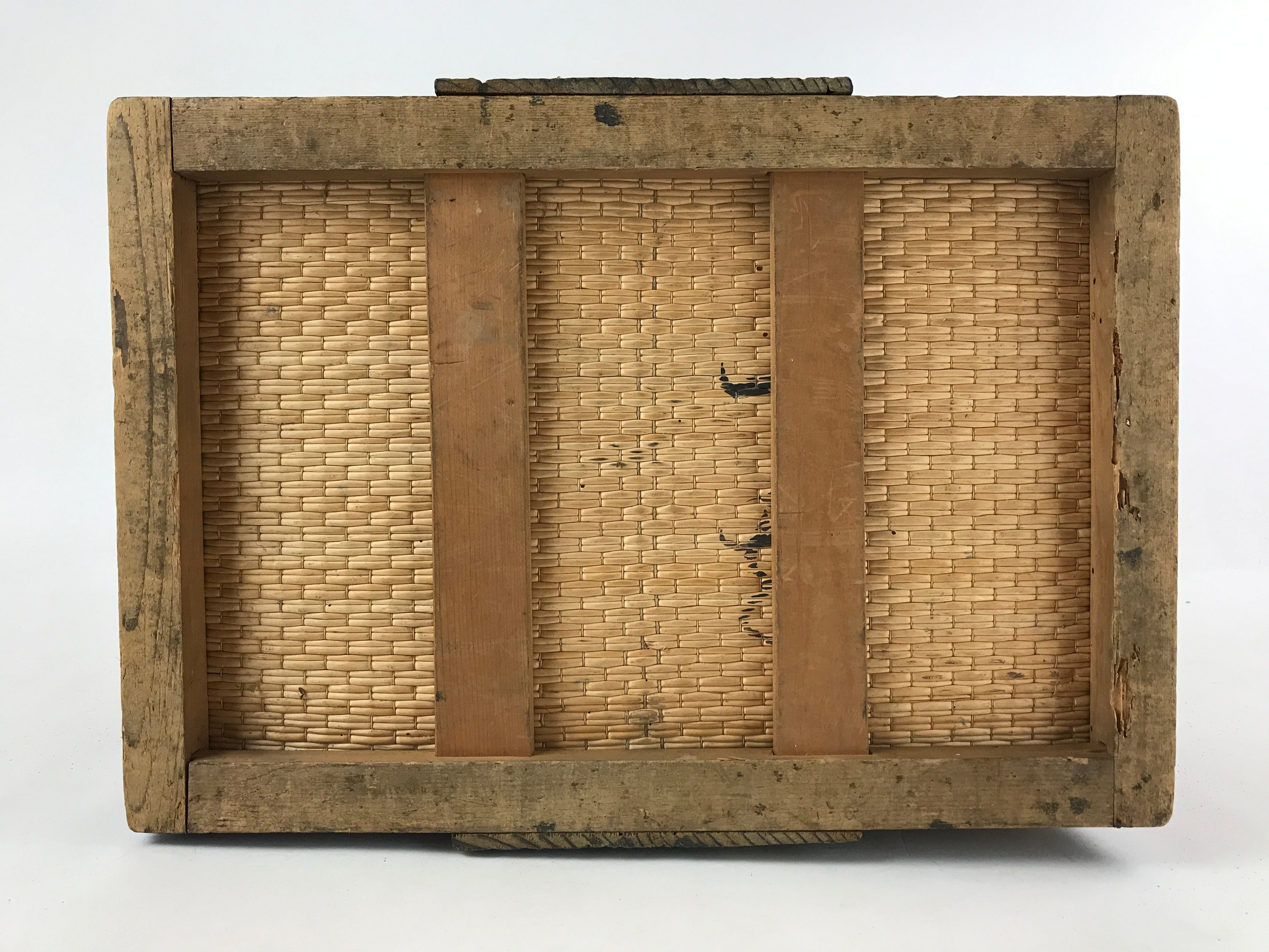 Japanese Bamboo Woven Storage Basket Vtg Traveler Chest Kago Iron Handles B222