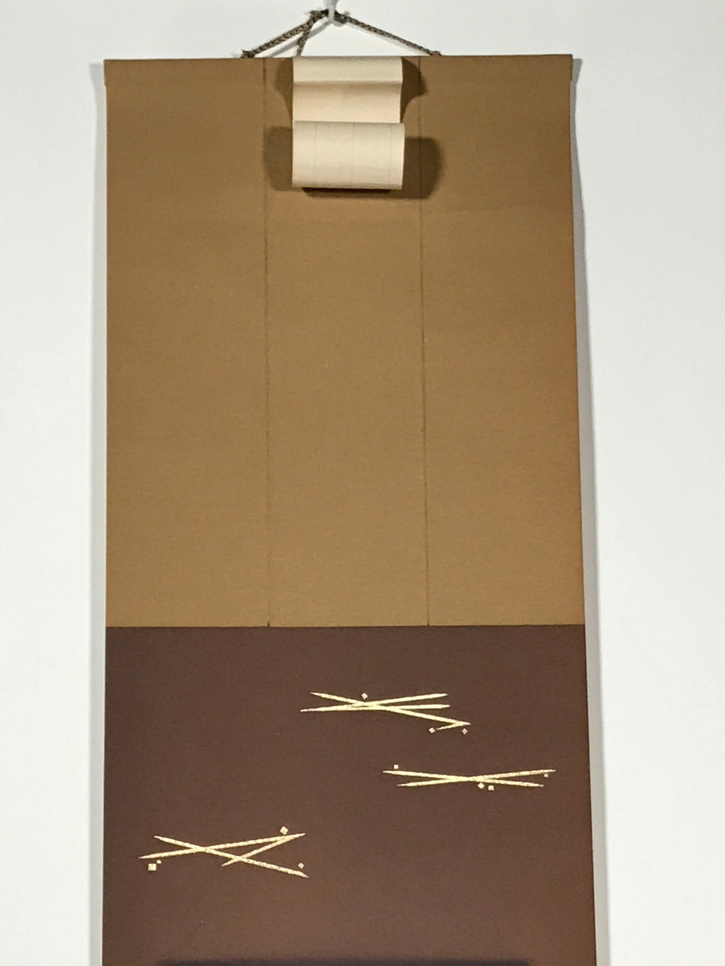 Japanese Blank Hanging Scroll Vtg Thread Holders Brown Geometric Kakejiku SC955