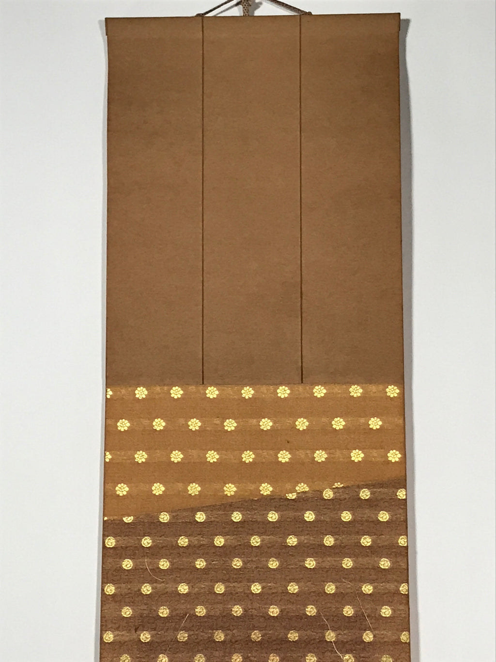 Japanese Blank Hanging Scroll Vtg Thread Holders Gold Floral Kakejiku SC962