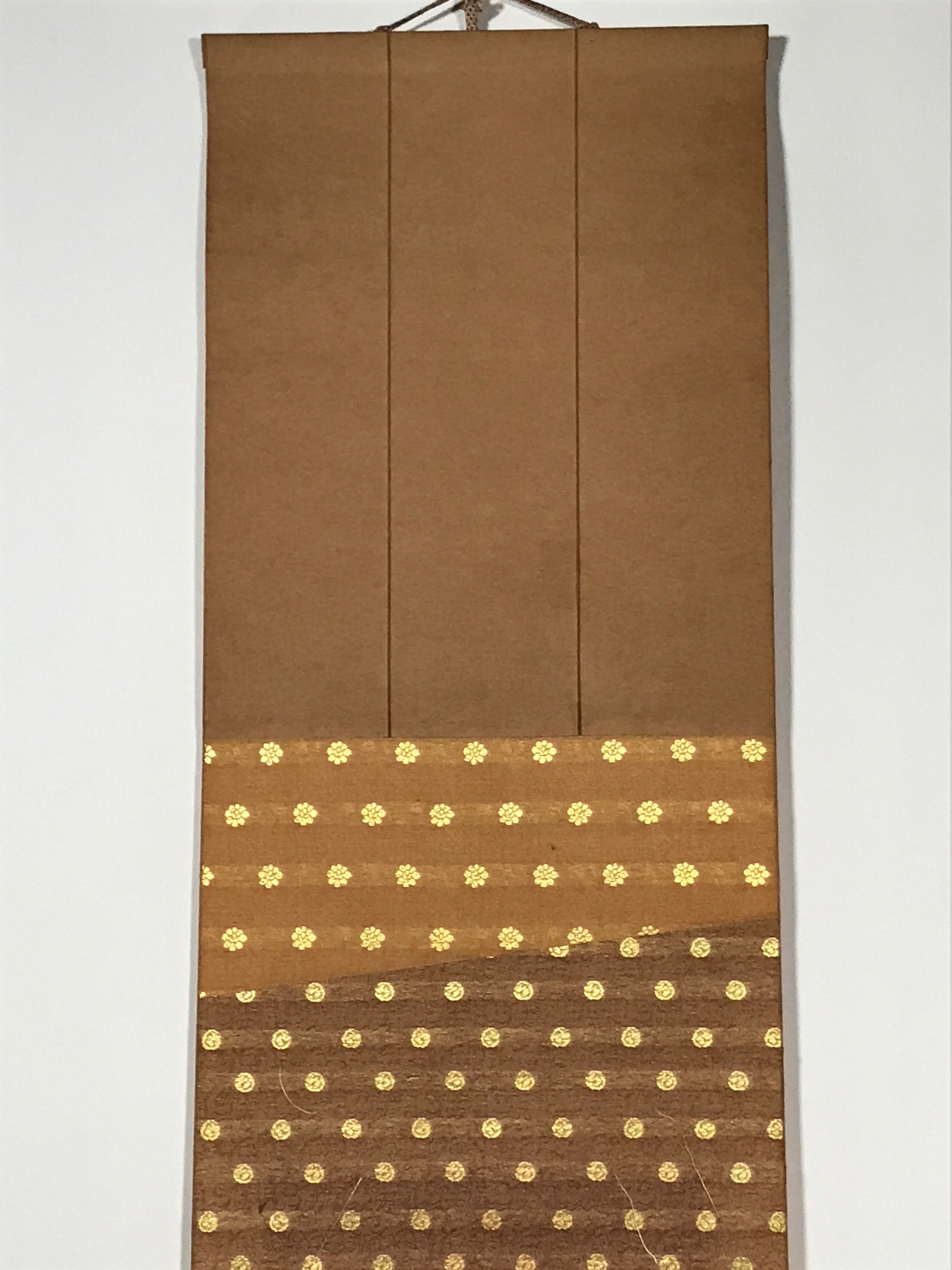 Japanese Blank Hanging Scroll Vtg Thread Holders Gold Floral Kakejiku SC962