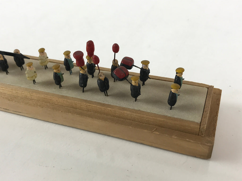 Japanese Boxed Display Art Tiny Dolls Daimyo-Gyoretsu Daimyo Procession JK519