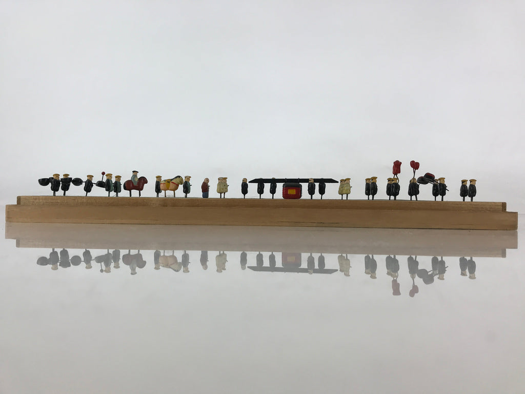 Japanese Boxed Display Art Tiny Dolls Daimyo-Gyoretsu Daimyo Procession JK519