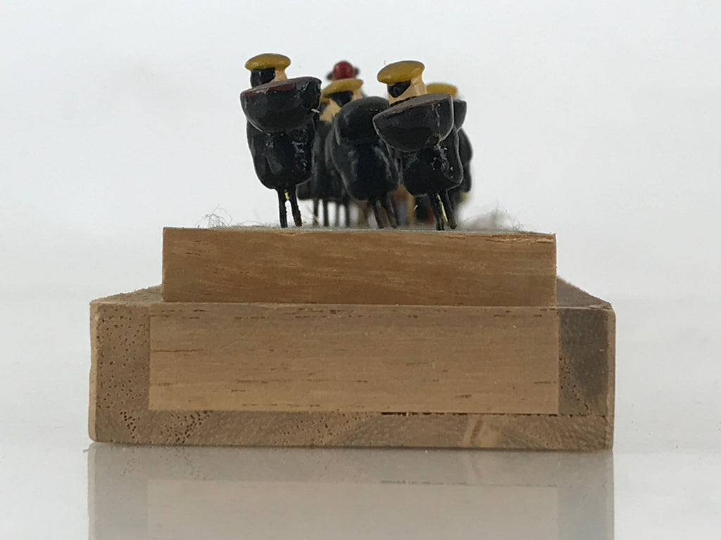 Japanese Boxed Display Art Tiny Dolls Daimyo-Gyoretsu Daimyo Procession JK519