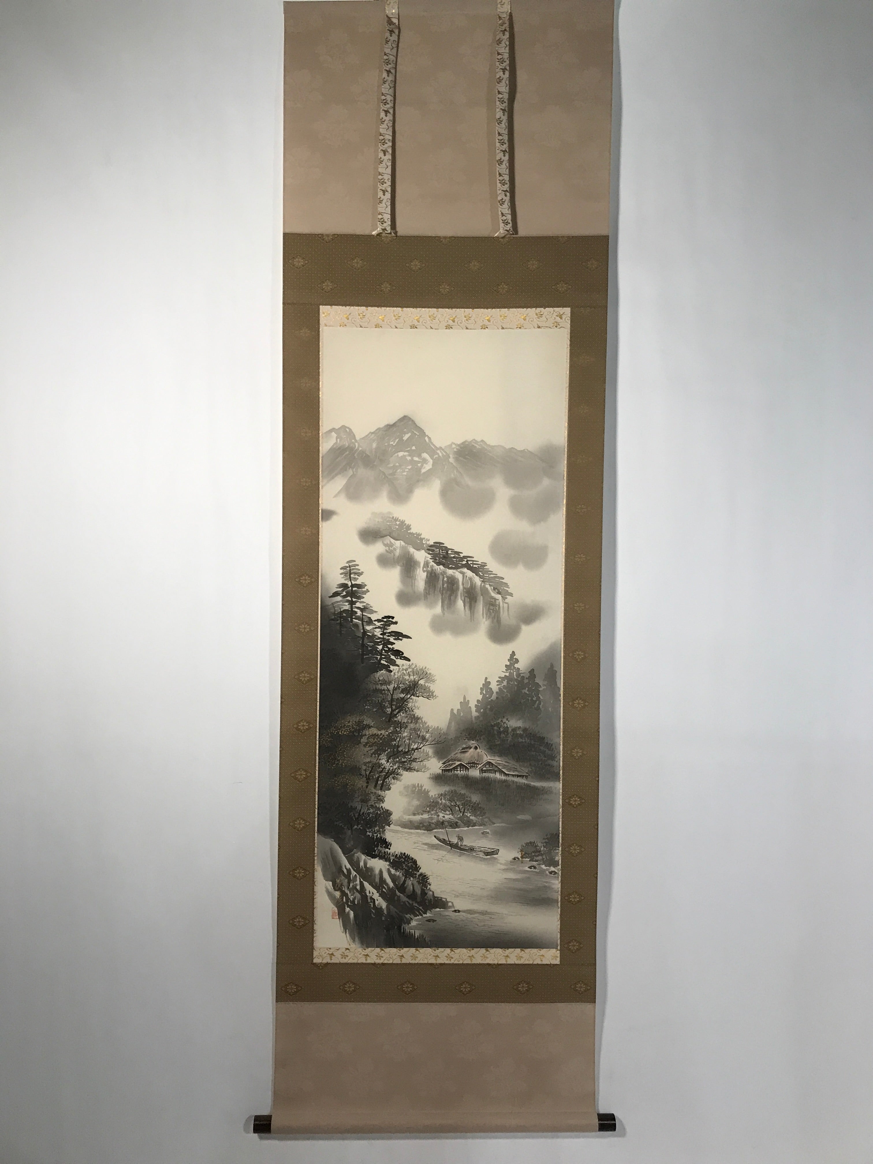 Japanese Boxed Hanging Scroll Kakejiku Vtg Mountains Boat River Monochrome KJ142