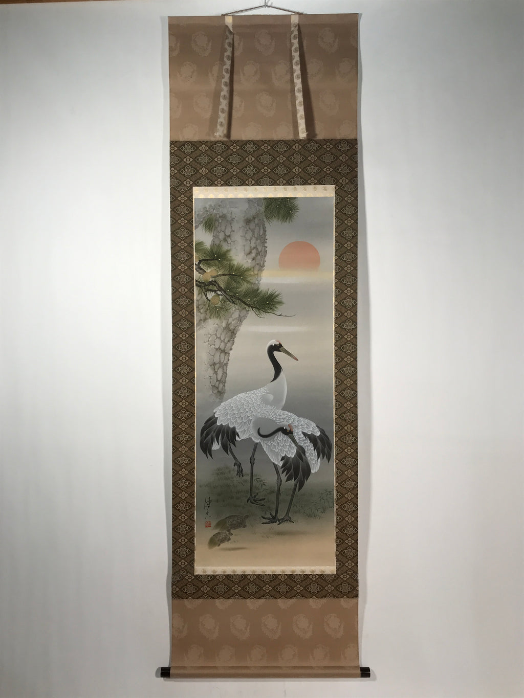 Japanese Boxed Hanging Scroll Kakejiku Vtg Pine Tree Cranes Red Sun Color KJ133