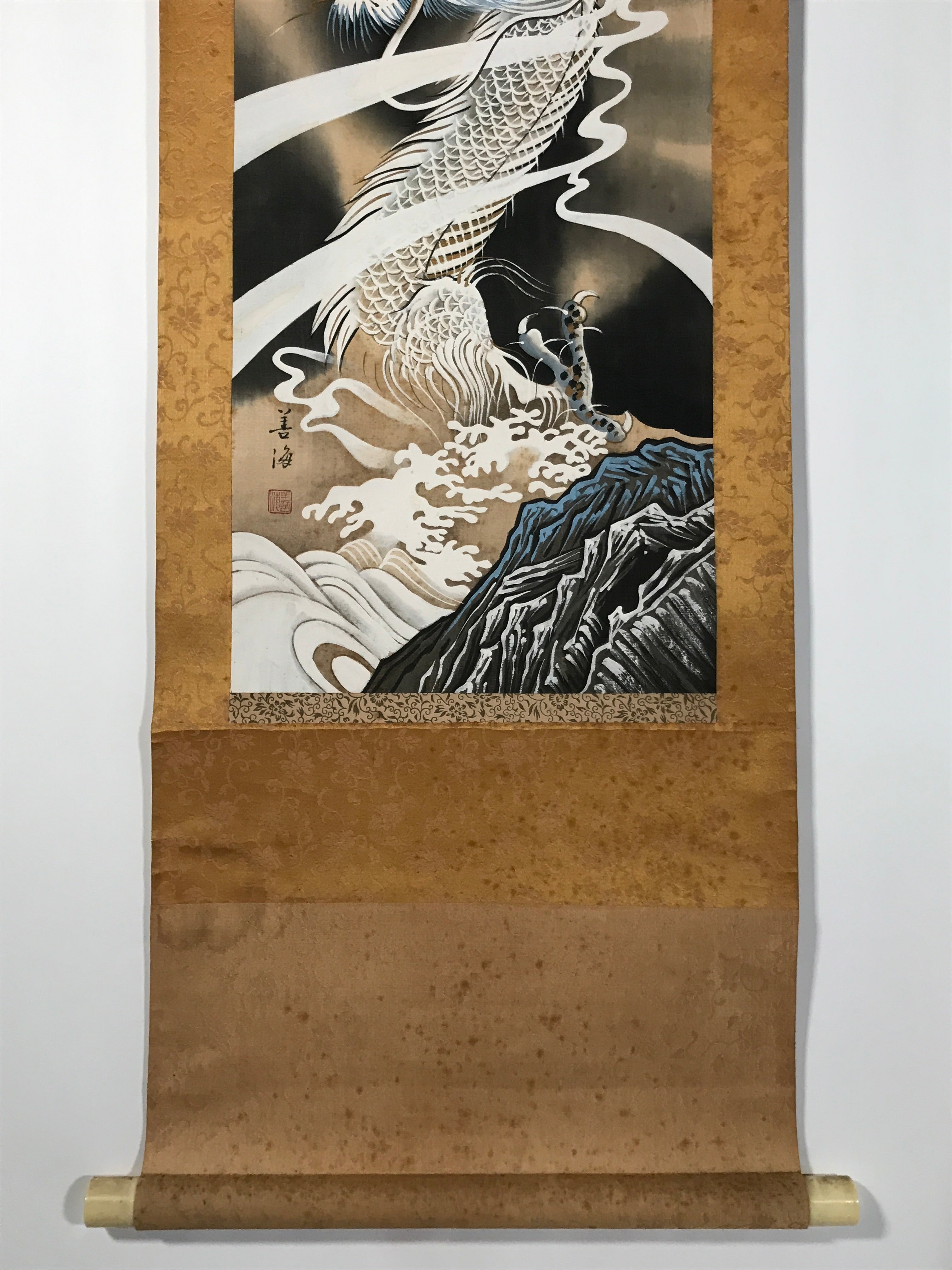 Japanese Boxed Hanging Scroll Vtg Guardian White Dragon Zenkai Kakejiku KJ158