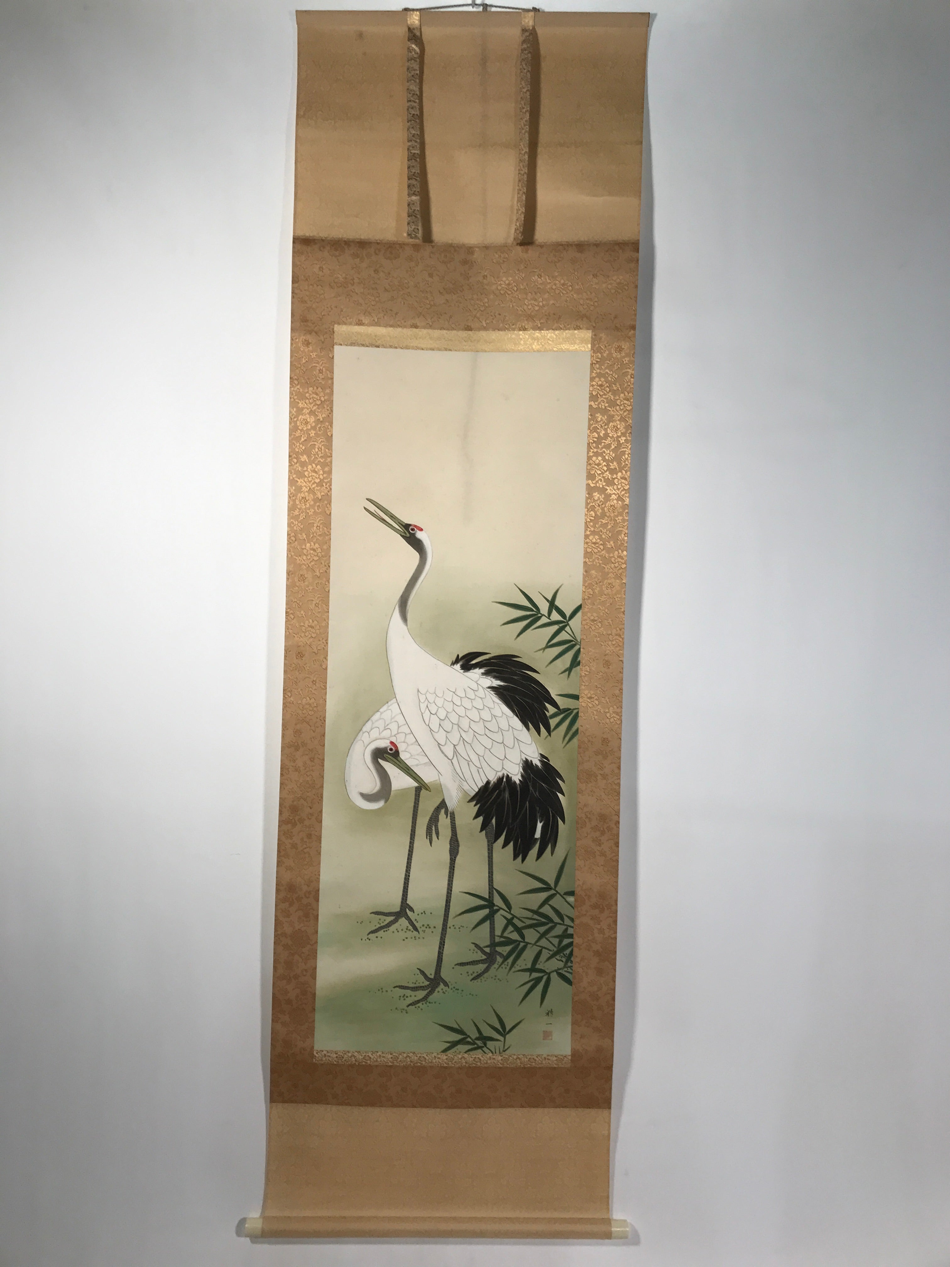 Japanese Boxed Hanging Scroll Vtg Kakejiku Two Cranes Bamboo Green Color KJ151