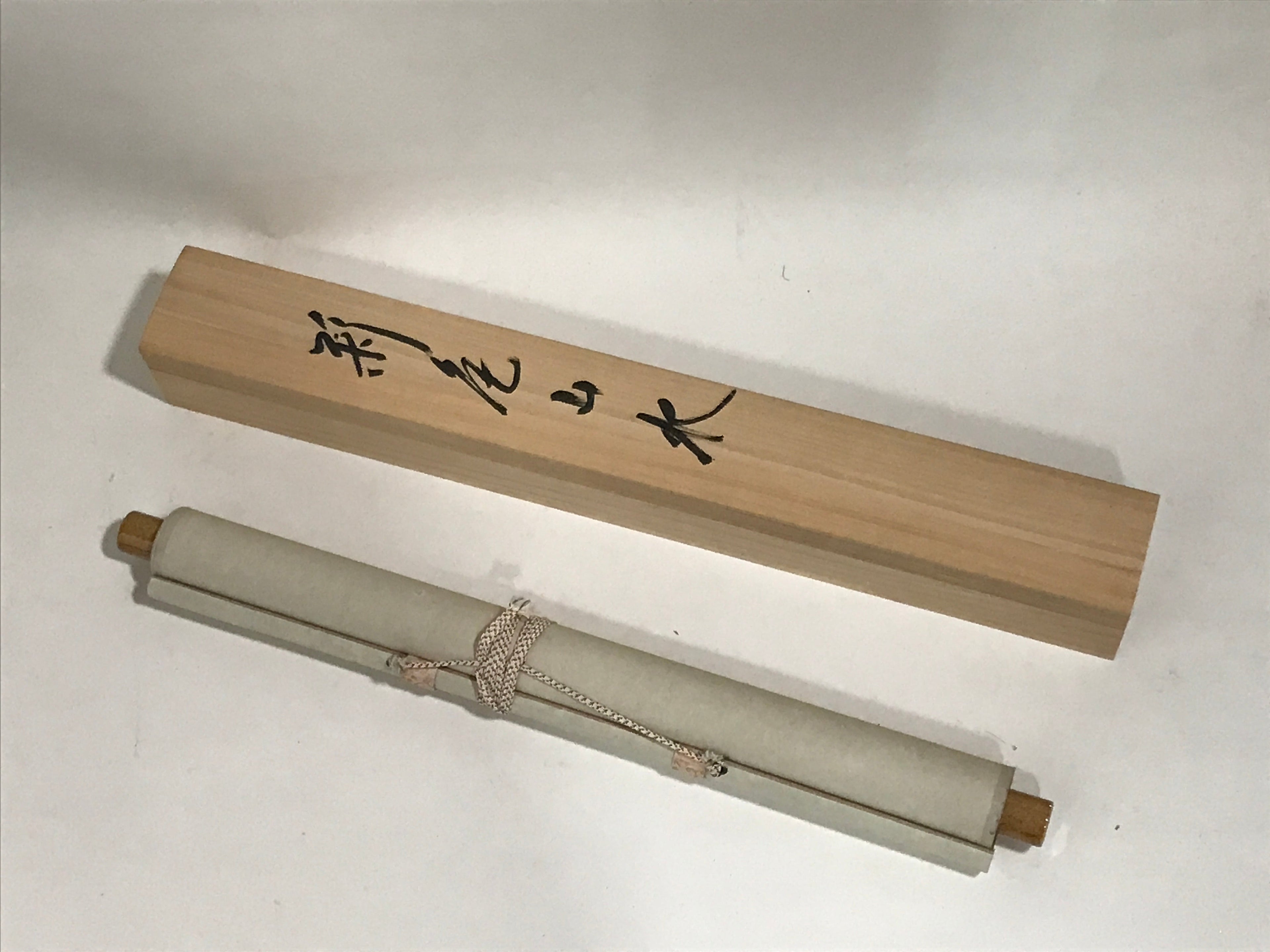 Japanese Boxed Hanging Scroll Vtg Mt Fuji Clouds Lake Color Kakejiku SC979