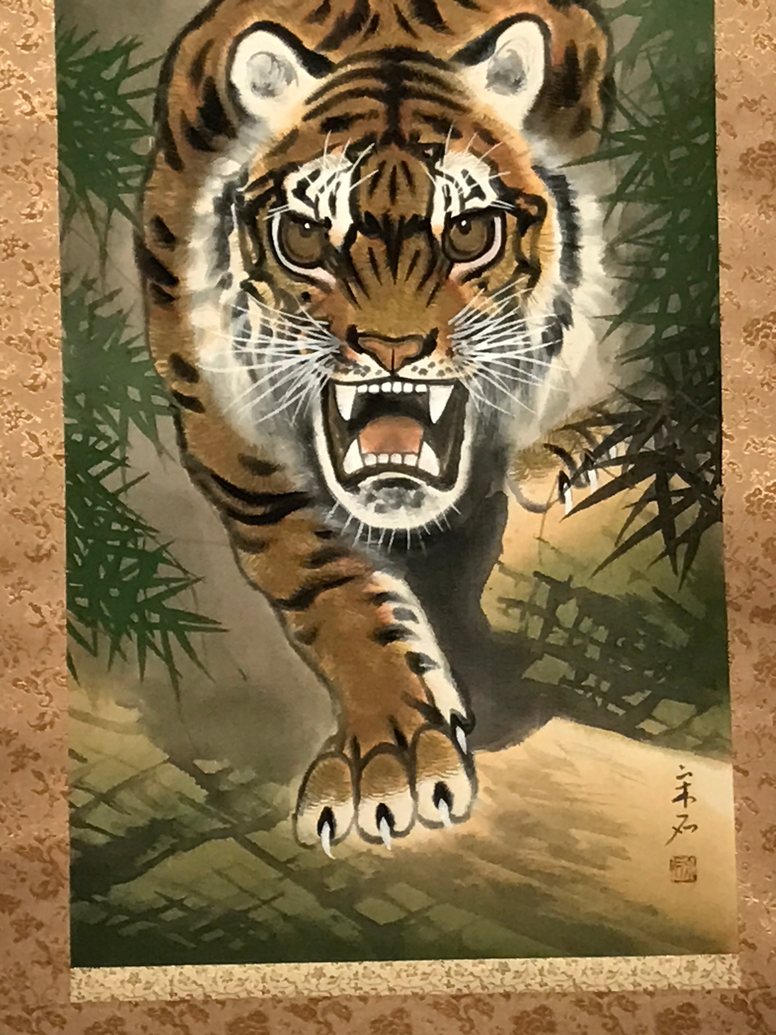 Japanese Boxed Hanging Scroll Vtg Roaring Tiger Color Kakejiku Chagake SC968