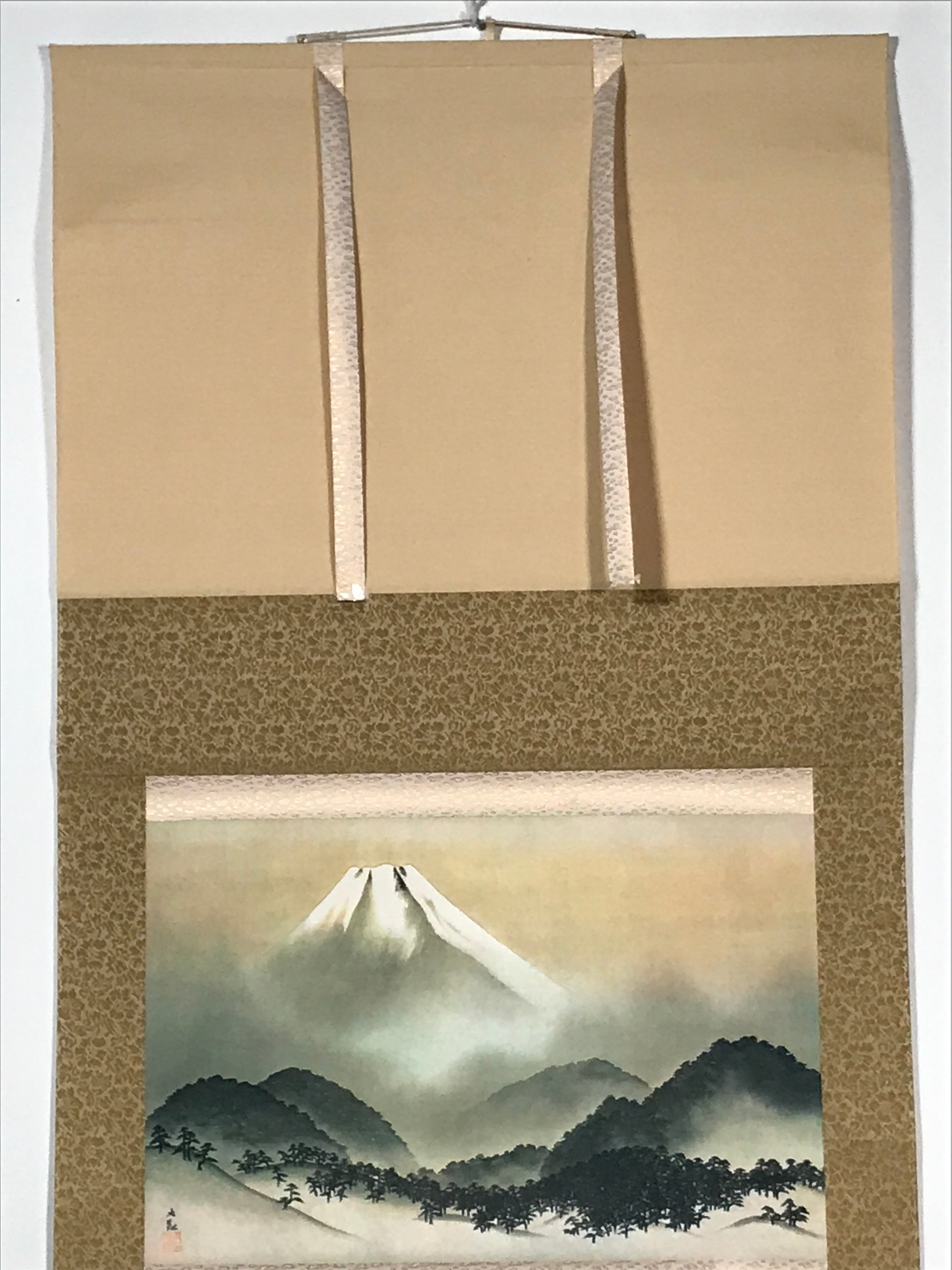 Japanese Boxed Hanging Scroll Vtg Sacred Mt Fuji Kakejiku Chagake SC974