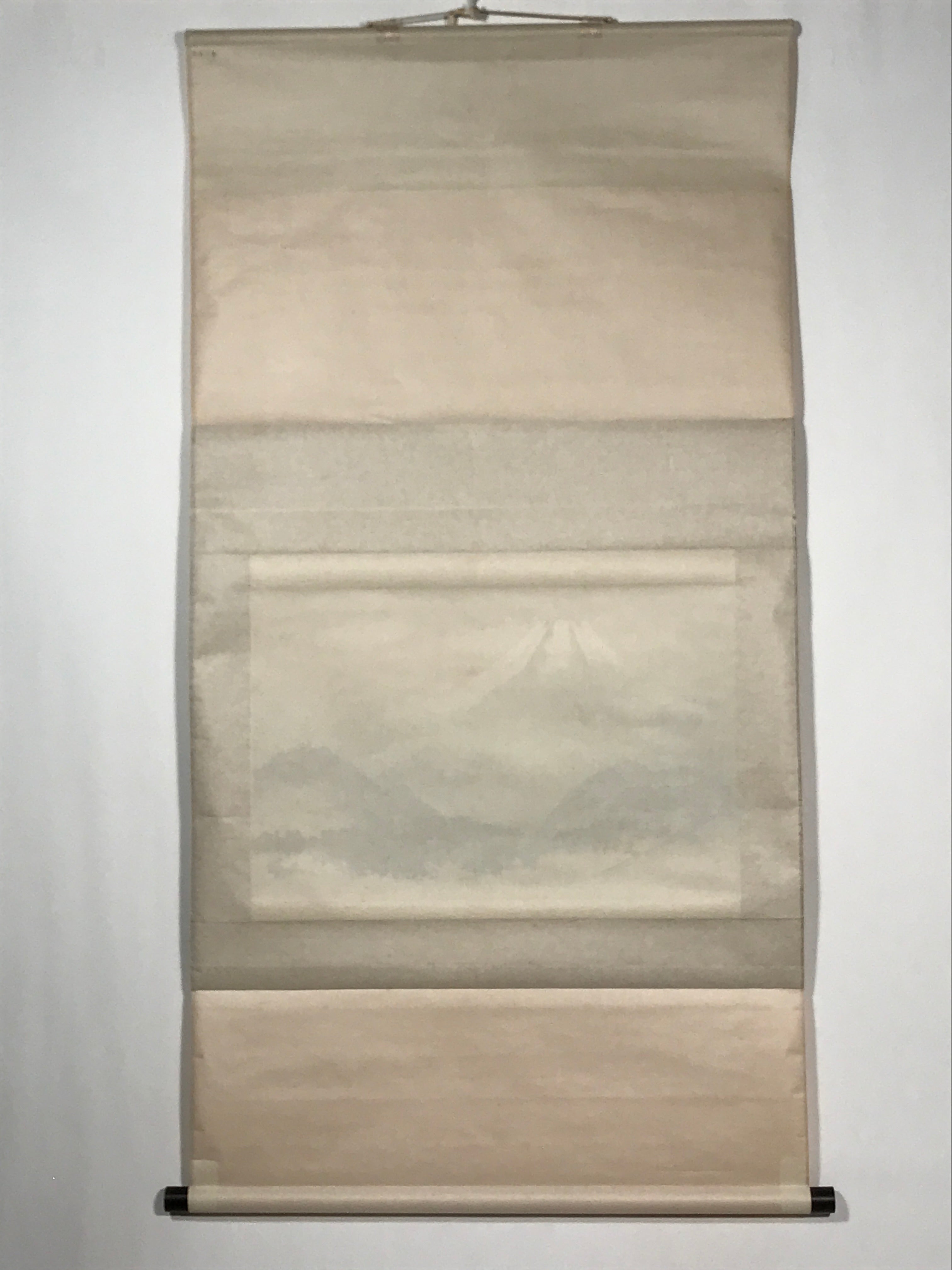 Japanese Boxed Hanging Scroll Vtg Sacred Mt Fuji Kakejiku Chagake SC974