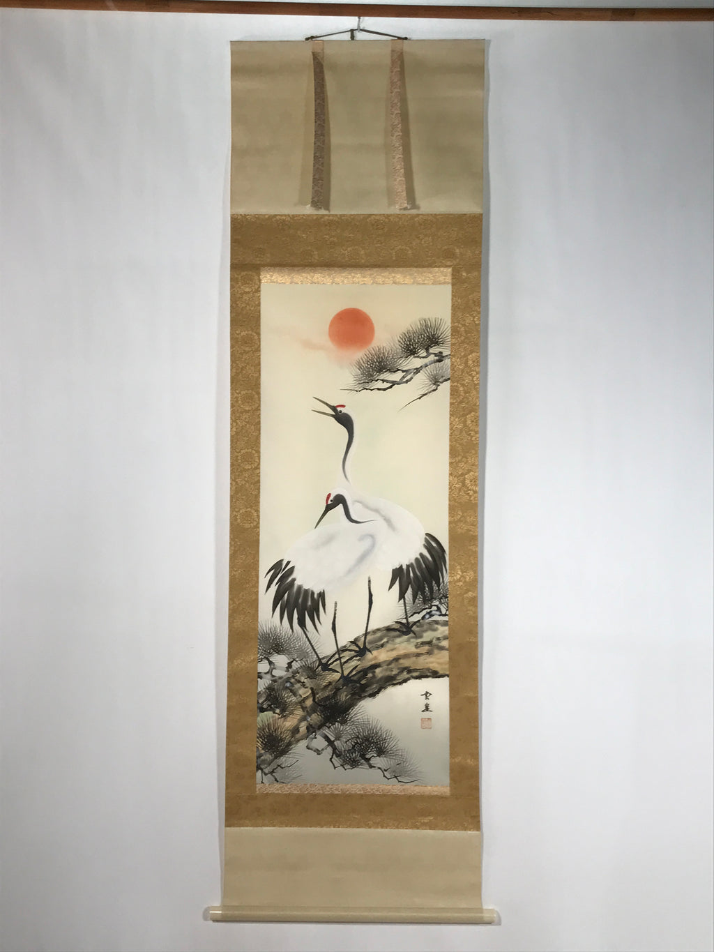 Japanese Boxed Hanging Scroll Vtg Two Cranes Pine Tree Red Sun Kakejiku KJ32