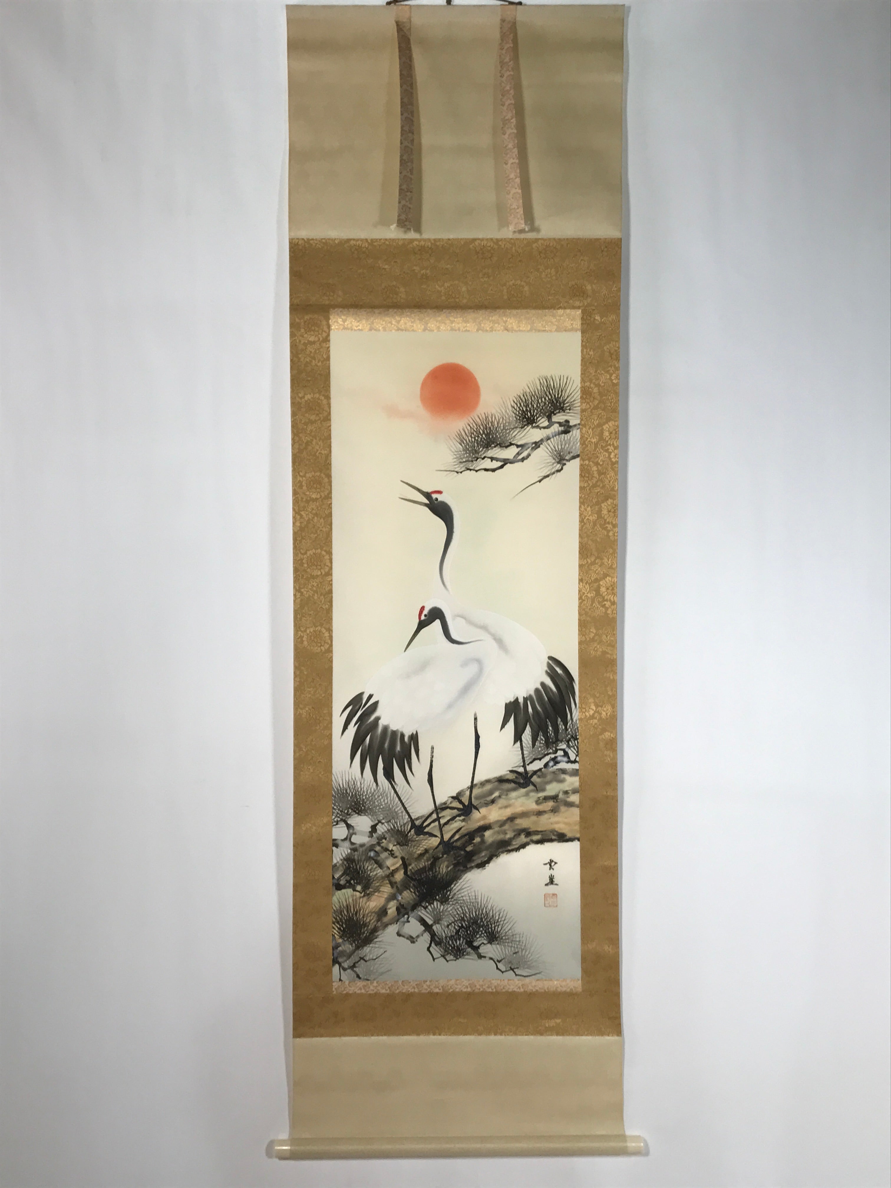 Japanese Boxed Hanging Scroll Vtg Two Cranes Pine Tree Red Sun Kakejiku KJ32