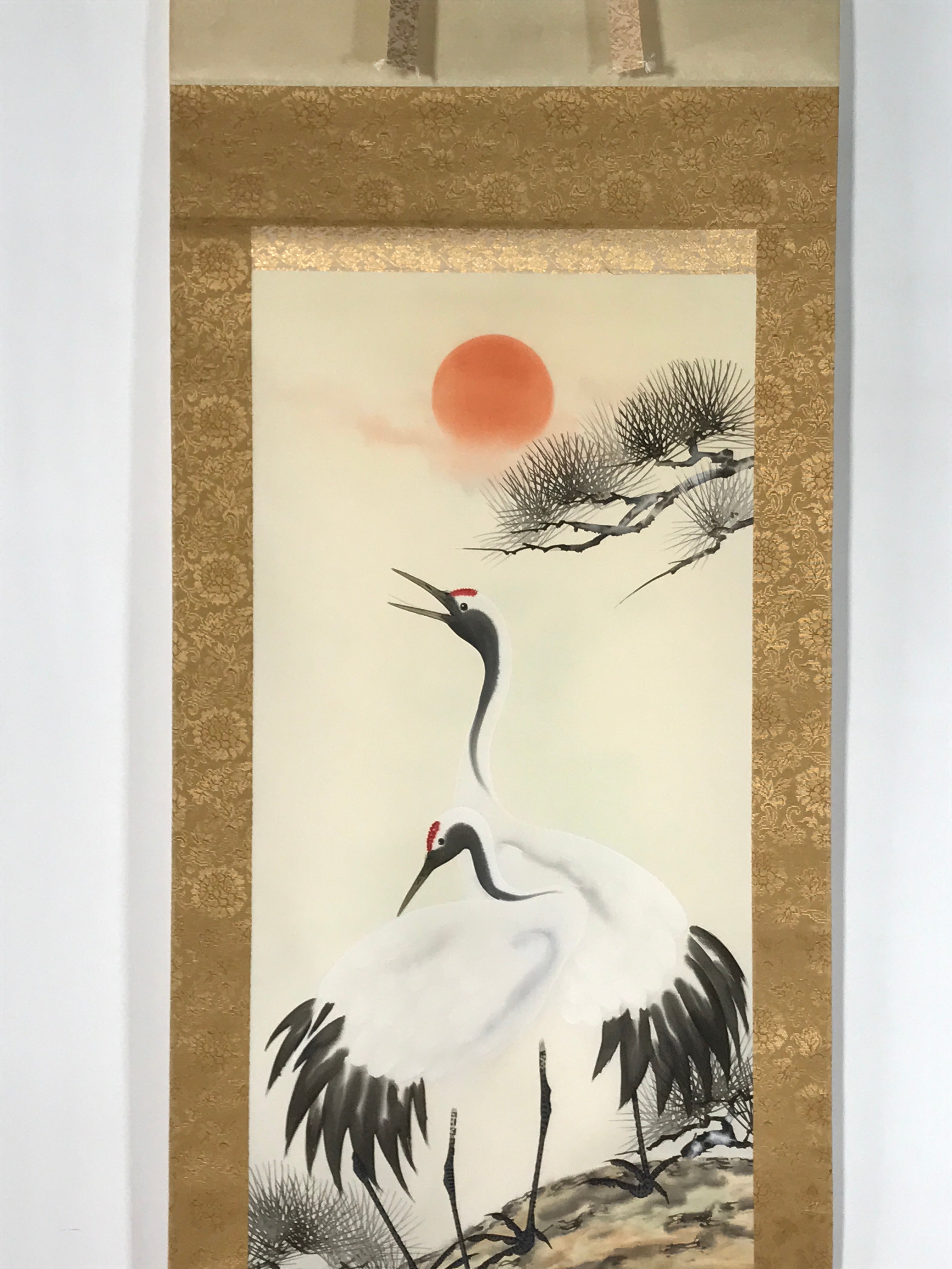 Japanese Boxed Hanging Scroll Vtg Two Cranes Pine Tree Red Sun Kakejiku KJ32