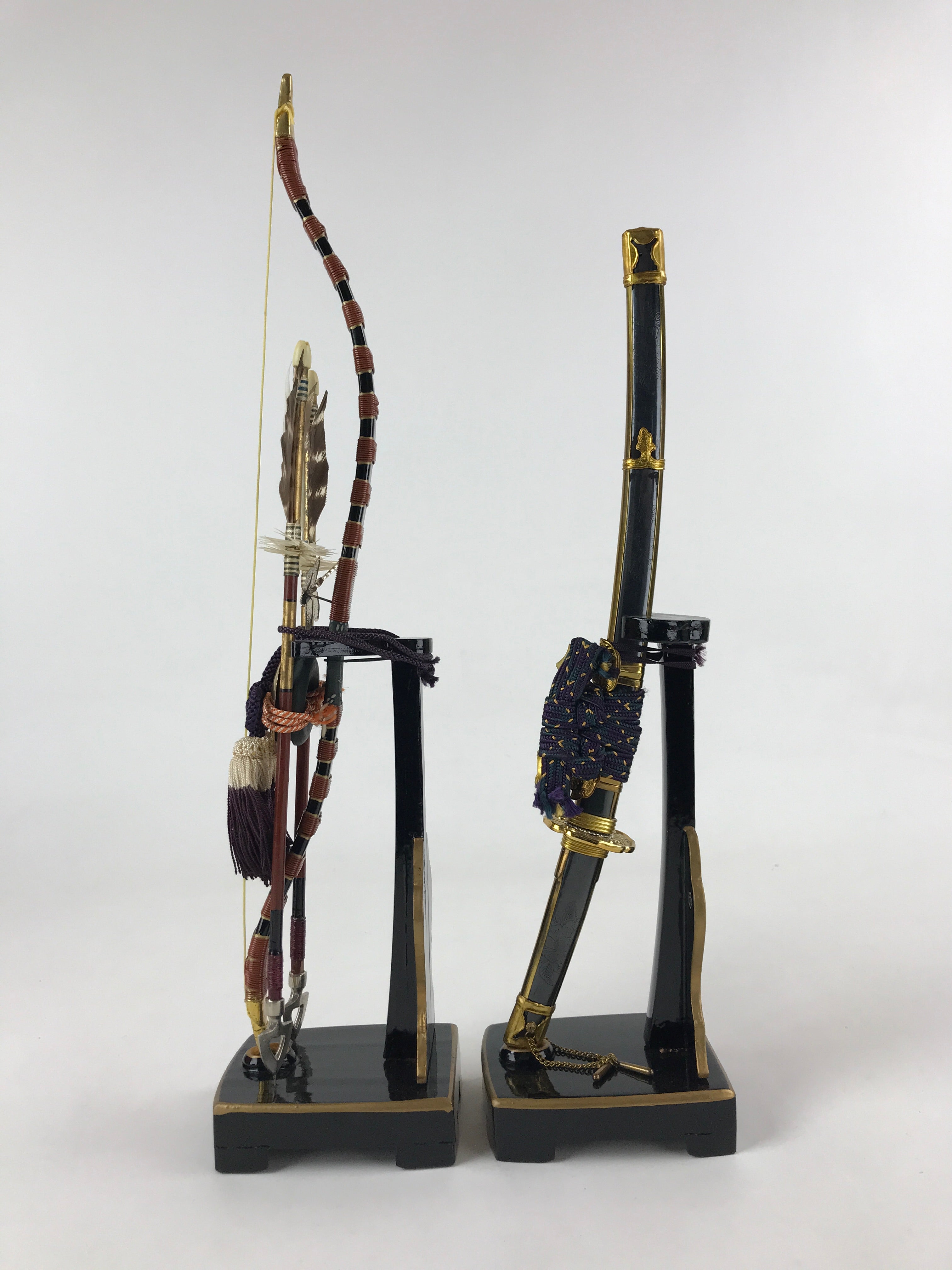 Japanese Boys' Day Bow Arrow And Sword Display Set Vtg Lacquer Stand Raden ID518