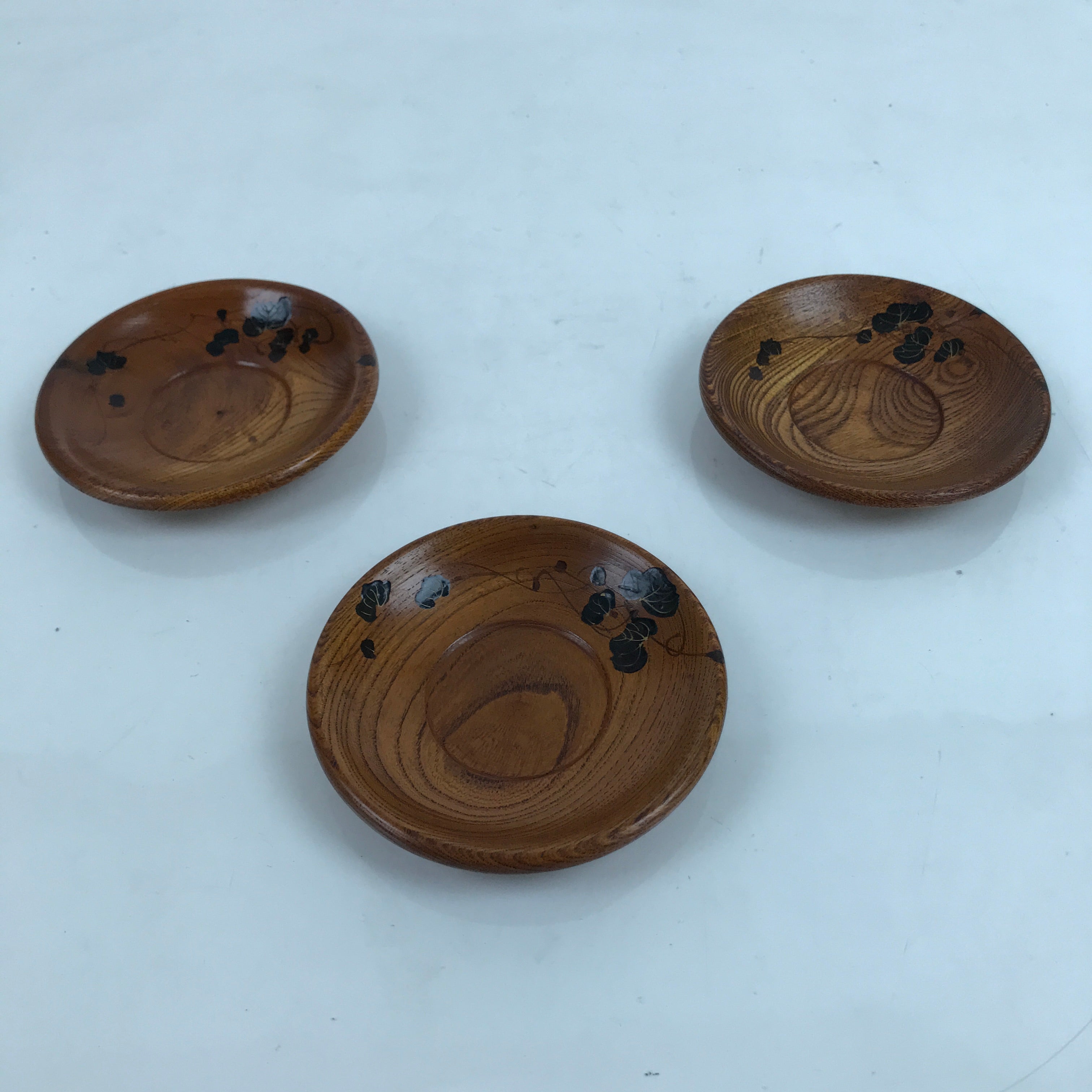 Japanese Brushed Lacquer Wooden Drink Saucer Vtg Chataku Coaster 3pc Makie L284
