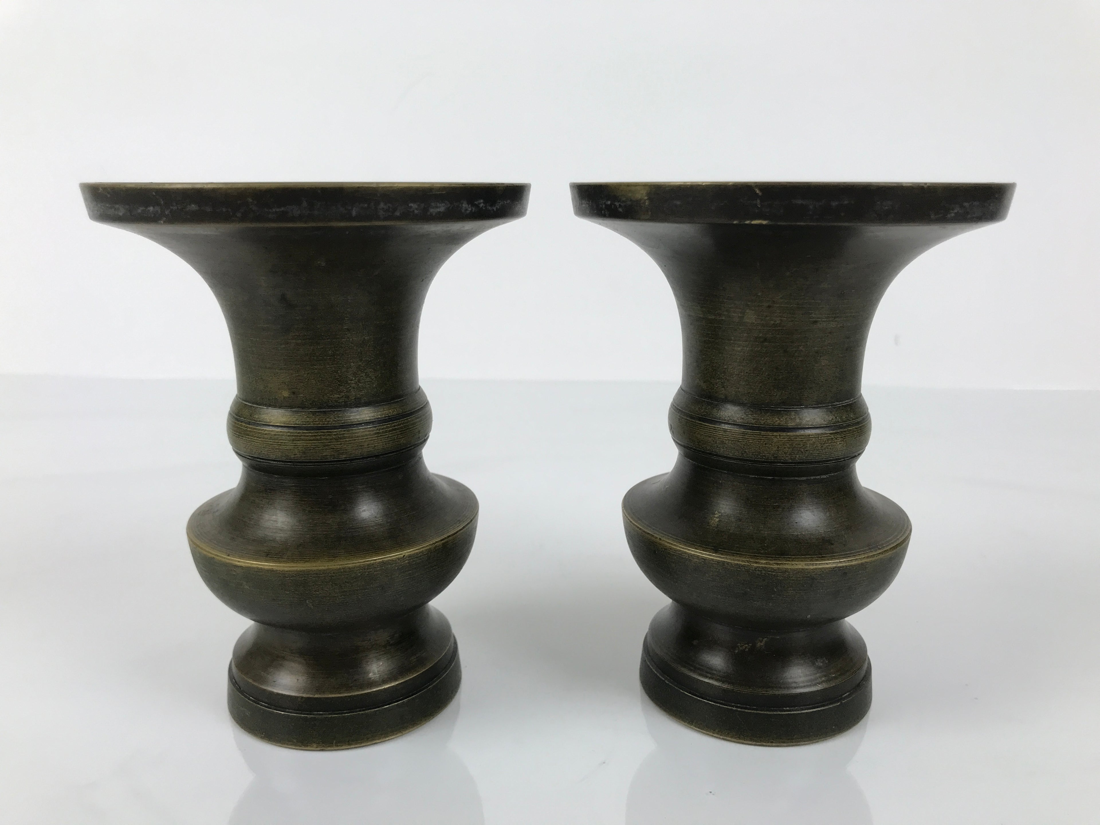Japanese Buddhist Altar Bronze Metal Flower Vase Vtg 2pc Hanatate Brown BA765