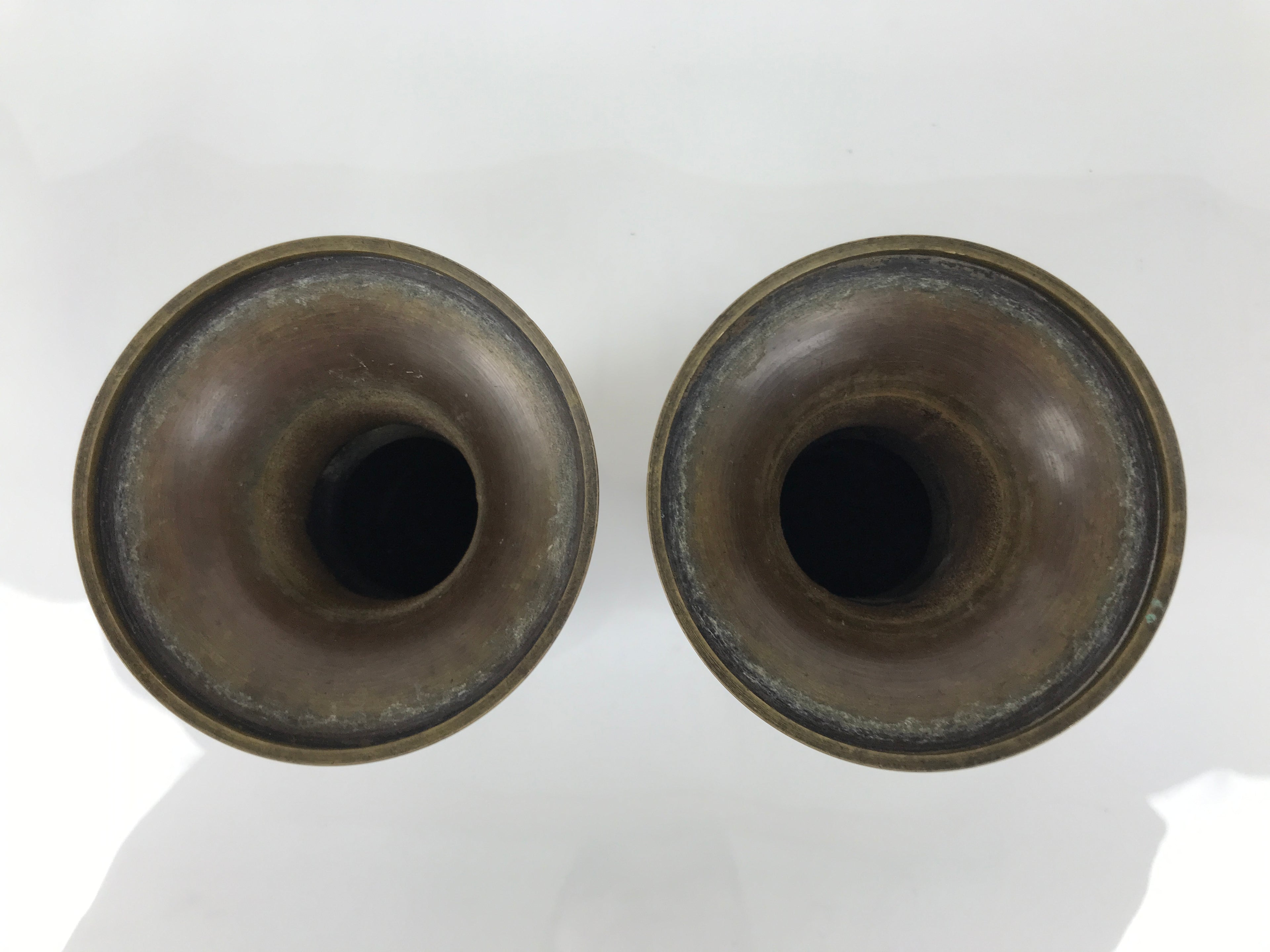 Japanese Buddhist Altar Bronze Metal Flower Vase Vtg 2pc Hanatate Brown BA765