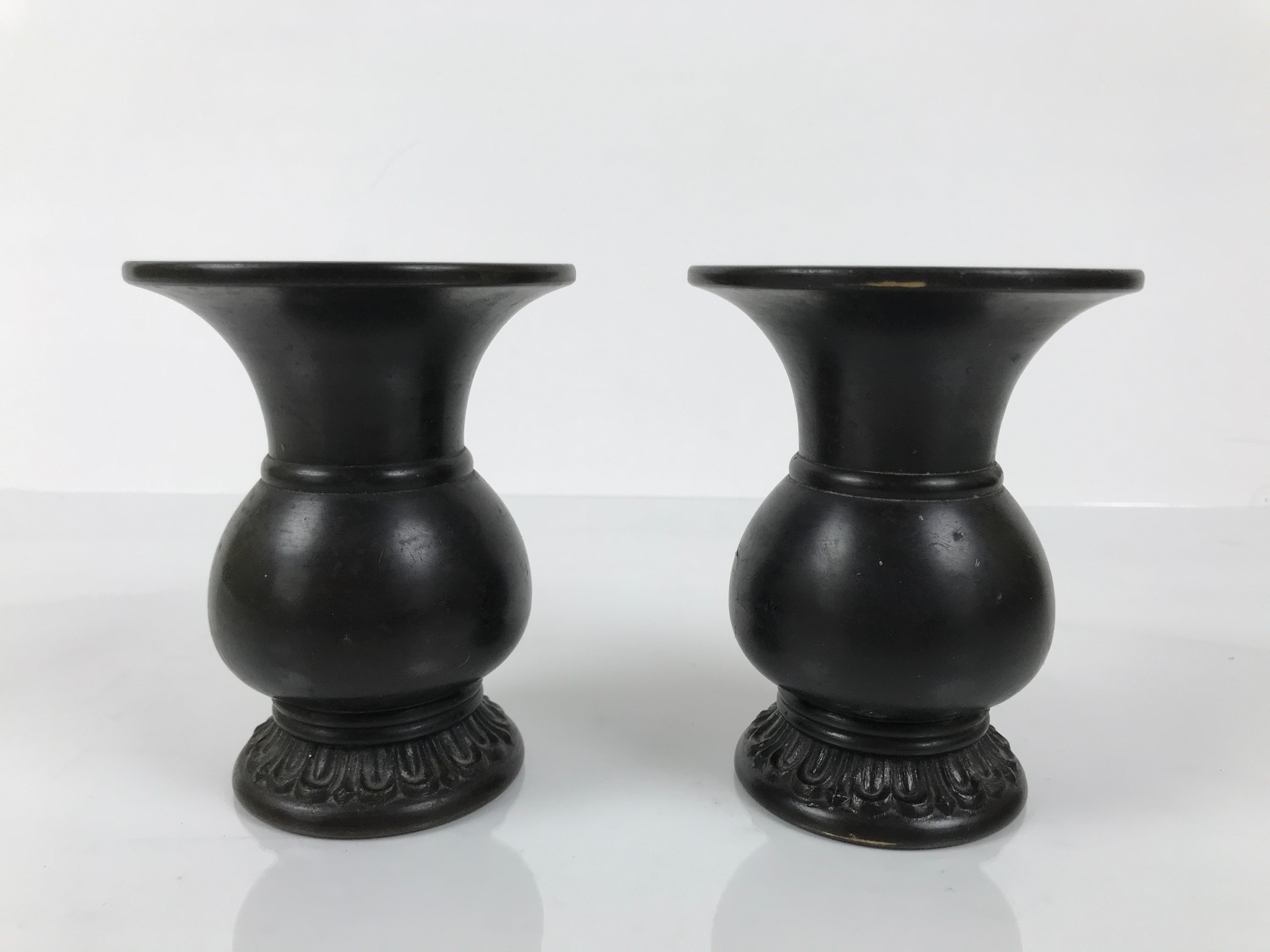 Japanese Buddhist Altar Bronze Metal Flower Vase Vtg 2pc Hanatate Brown BA777