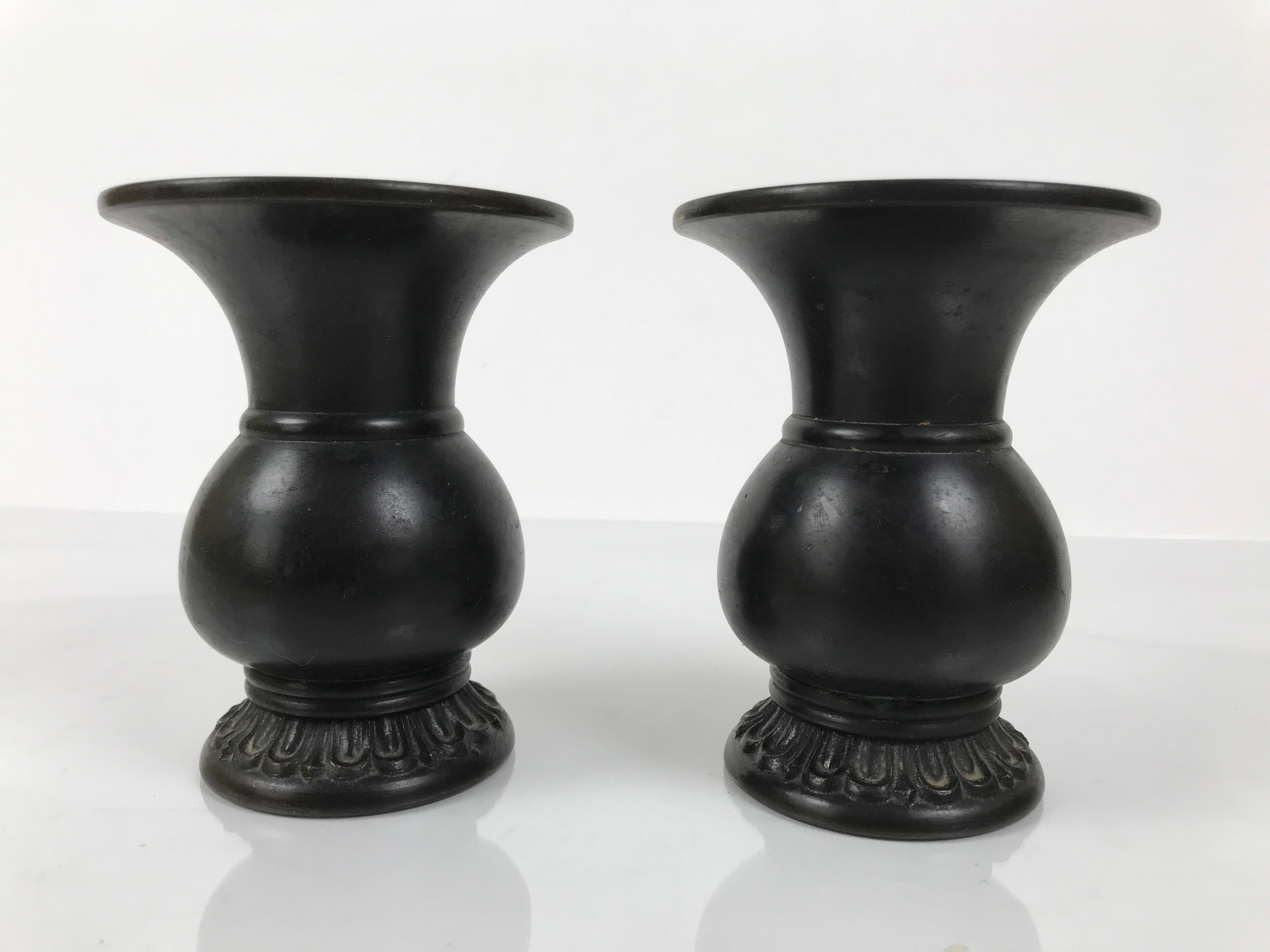 Japanese Buddhist Altar Bronze Metal Flower Vase Vtg 2pc Hanatate Brown BA777