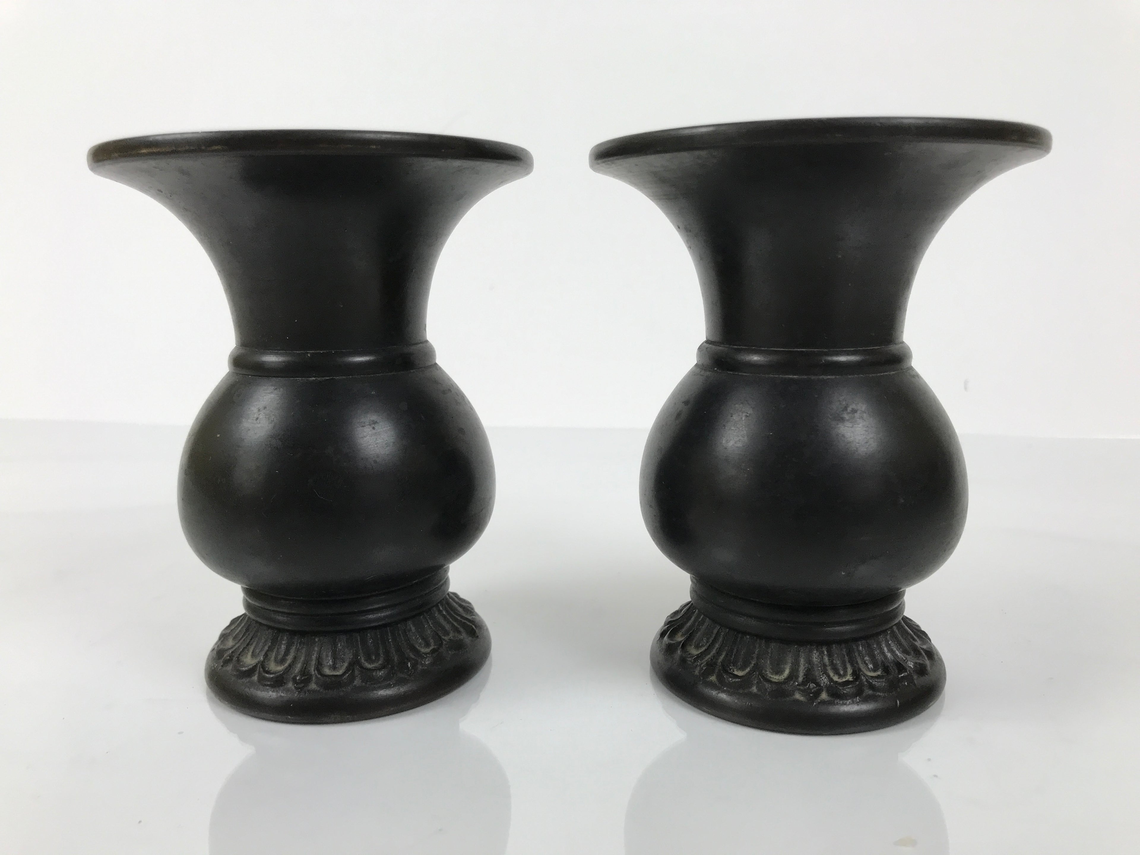Japanese Buddhist Altar Bronze Metal Flower Vase Vtg 2pc Hanatate Brown BA777