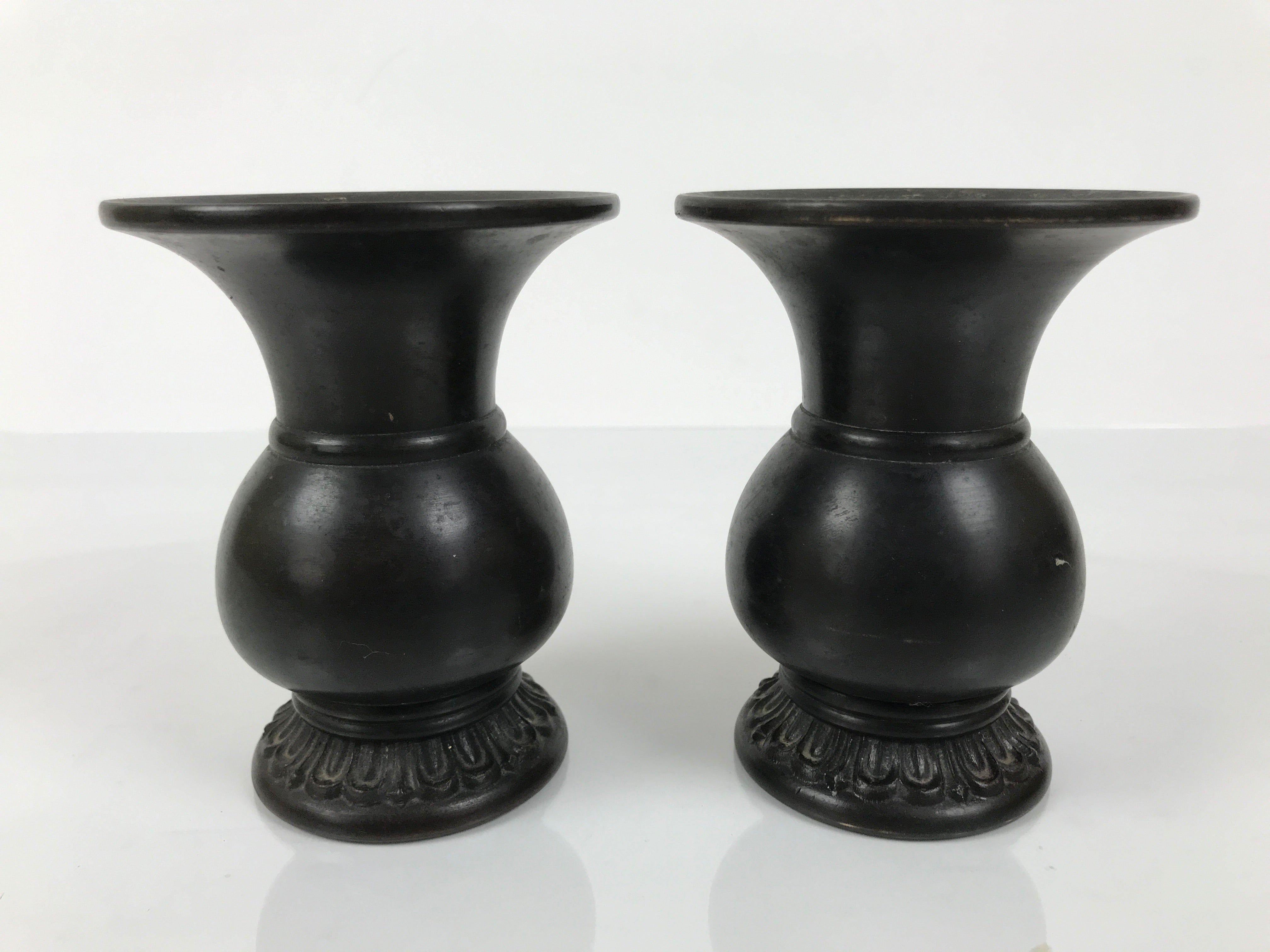 Japanese Buddhist Altar Bronze Metal Flower Vase Vtg 2pc Hanatate Brown BA777