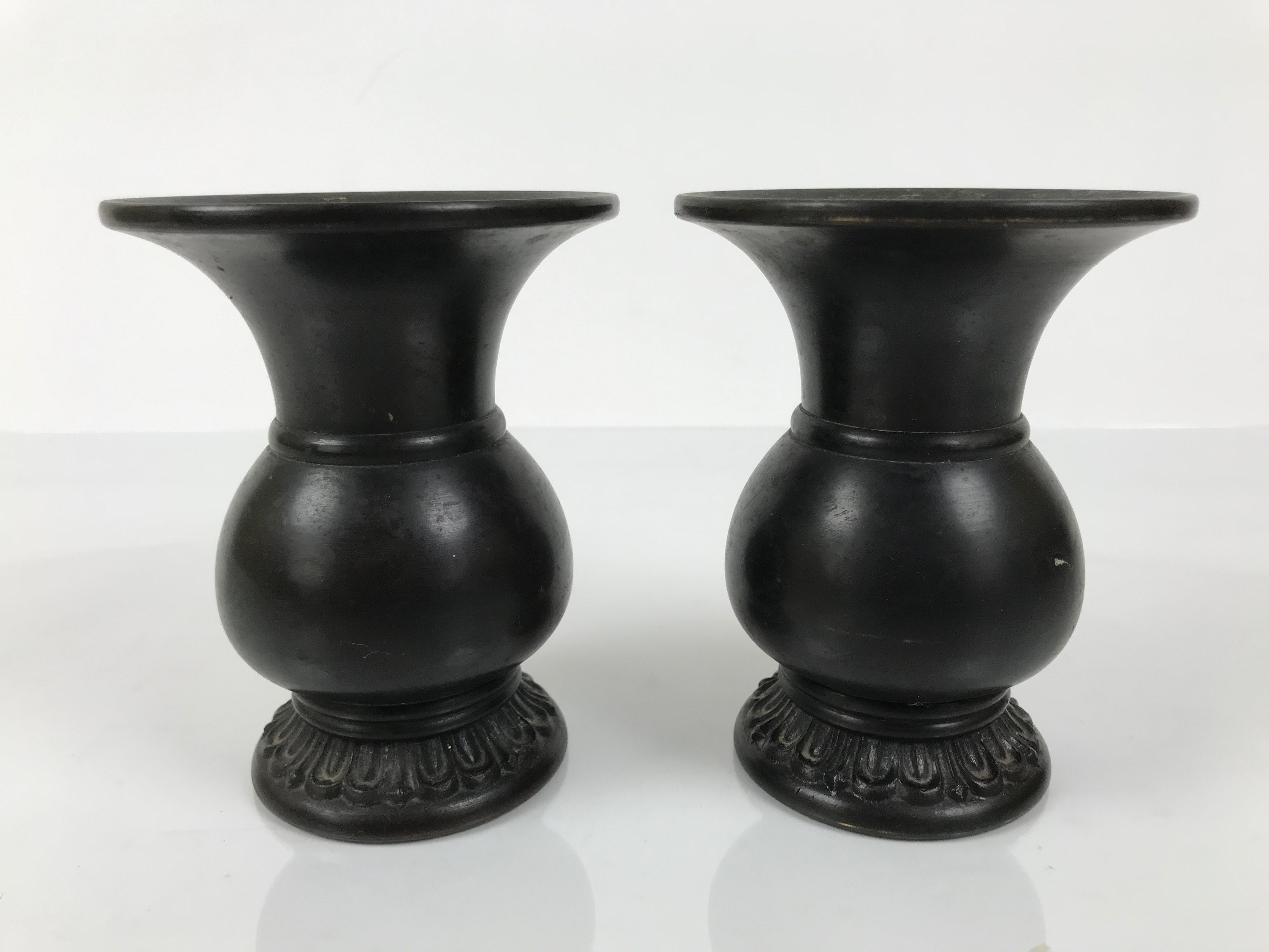 Japanese Buddhist Altar Bronze Metal Flower Vase Vtg 2pc Hanatate Brown BA777