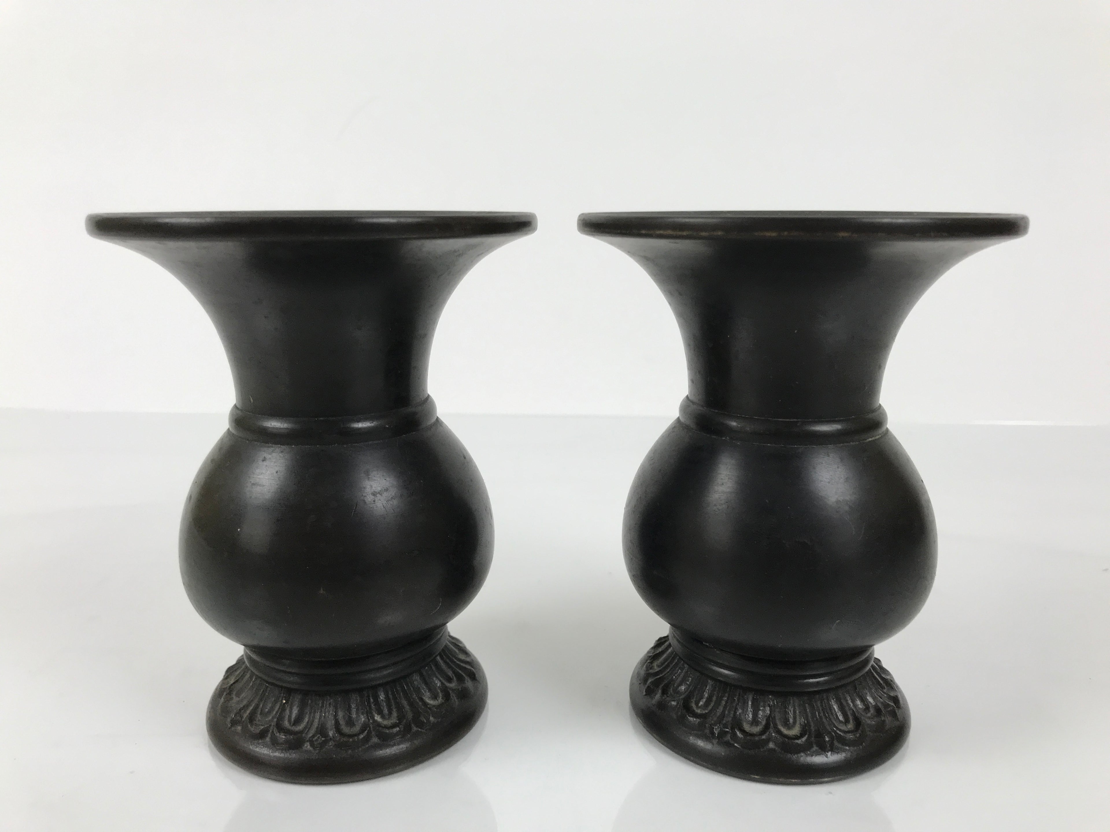 Japanese Buddhist Altar Bronze Metal Flower Vase Vtg 2pc Hanatate Brown BA777