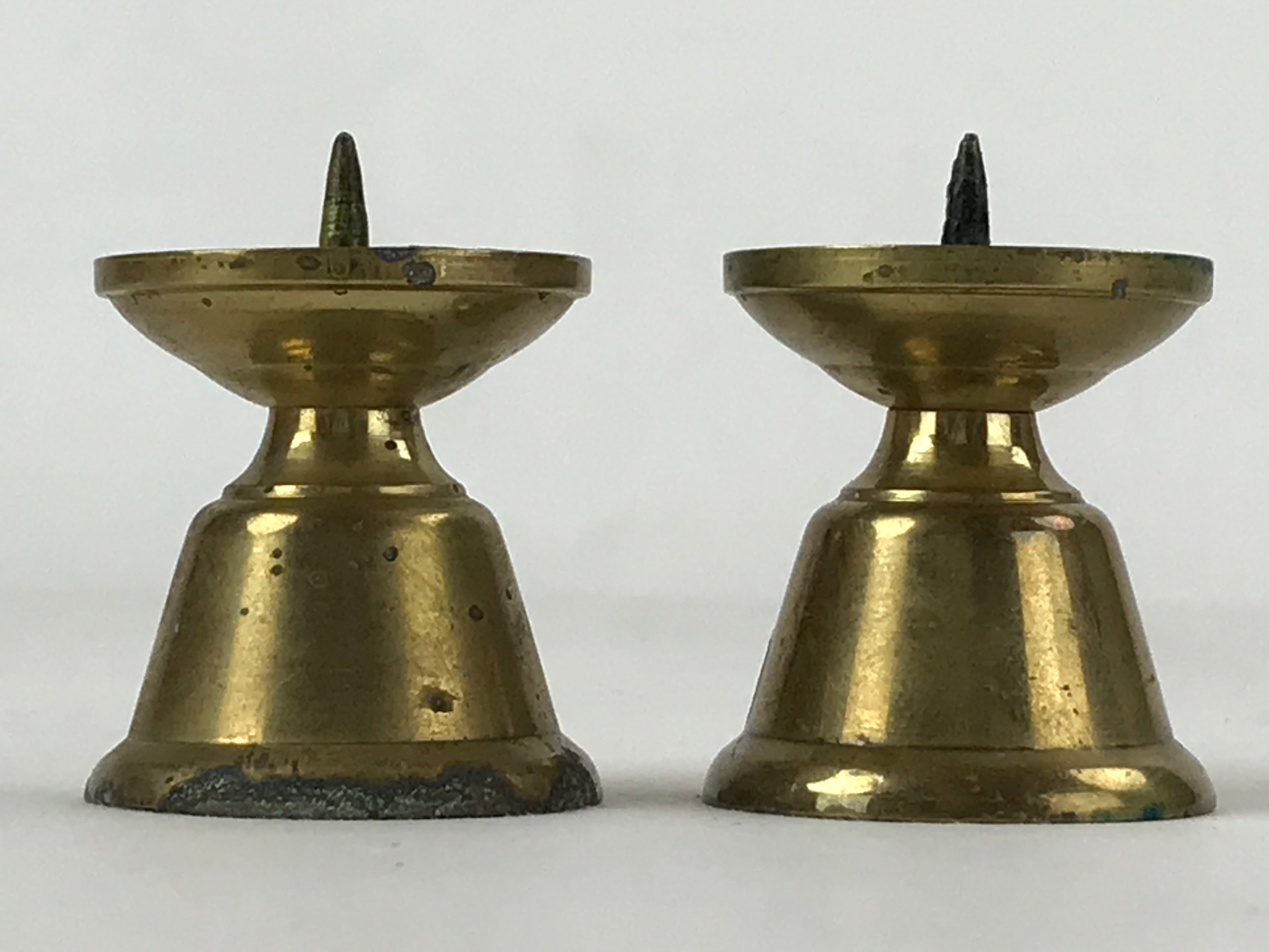 Japanese Buddhist Altar Fitting Brass Candle Stand Vtg Small Shokudai 2pc BA209