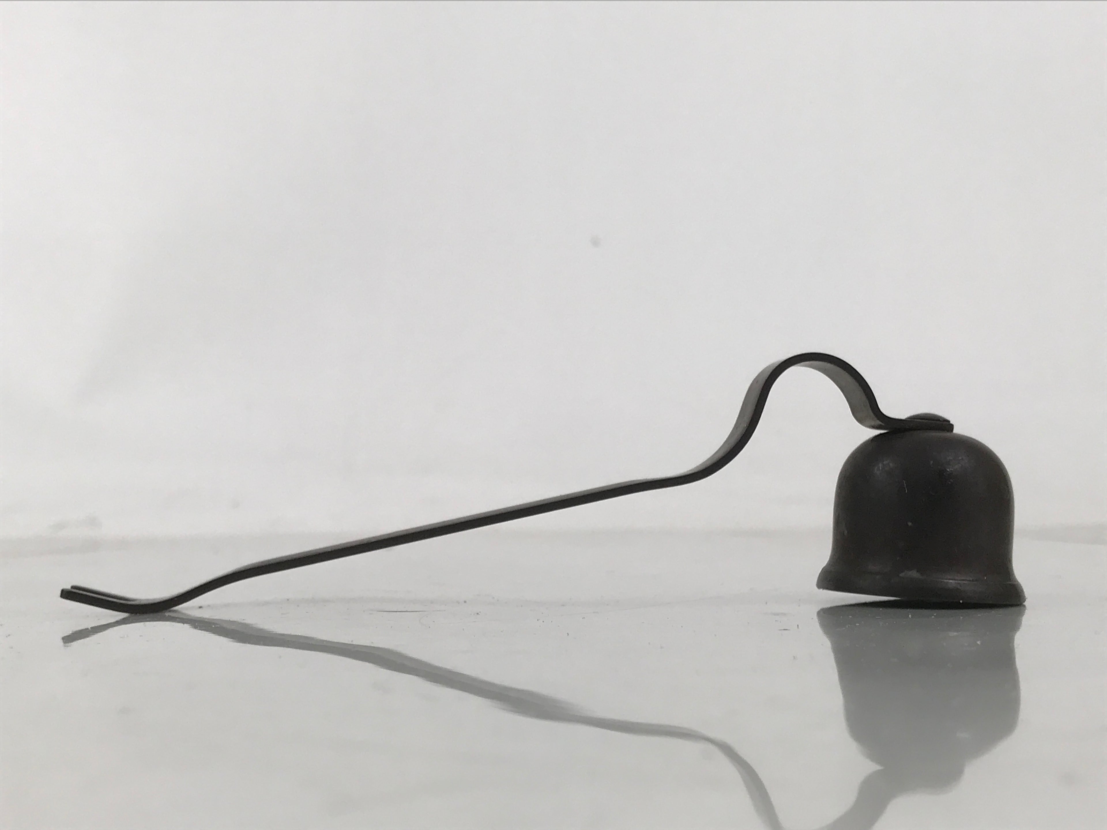 Japanese Buddhist Altar Fitting Bronze Candle Snuffer Butsugu Accessory BA652