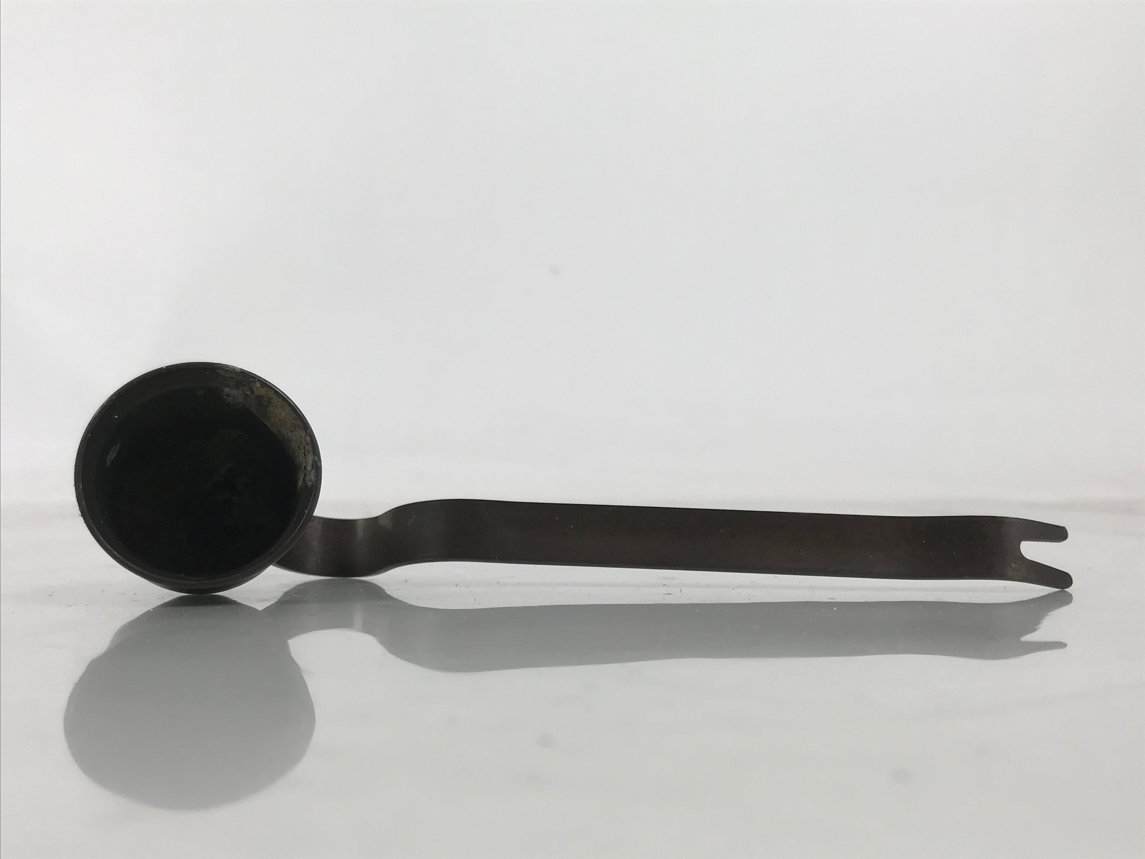 Japanese Buddhist Altar Fitting Bronze Candle Snuffer Butsugu Accessory BA652