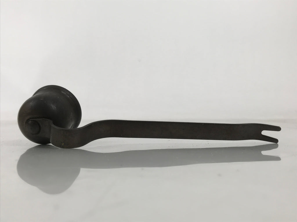 Japanese Buddhist Altar Fitting Bronze Candle Snuffer Butsugu Accessory BA652