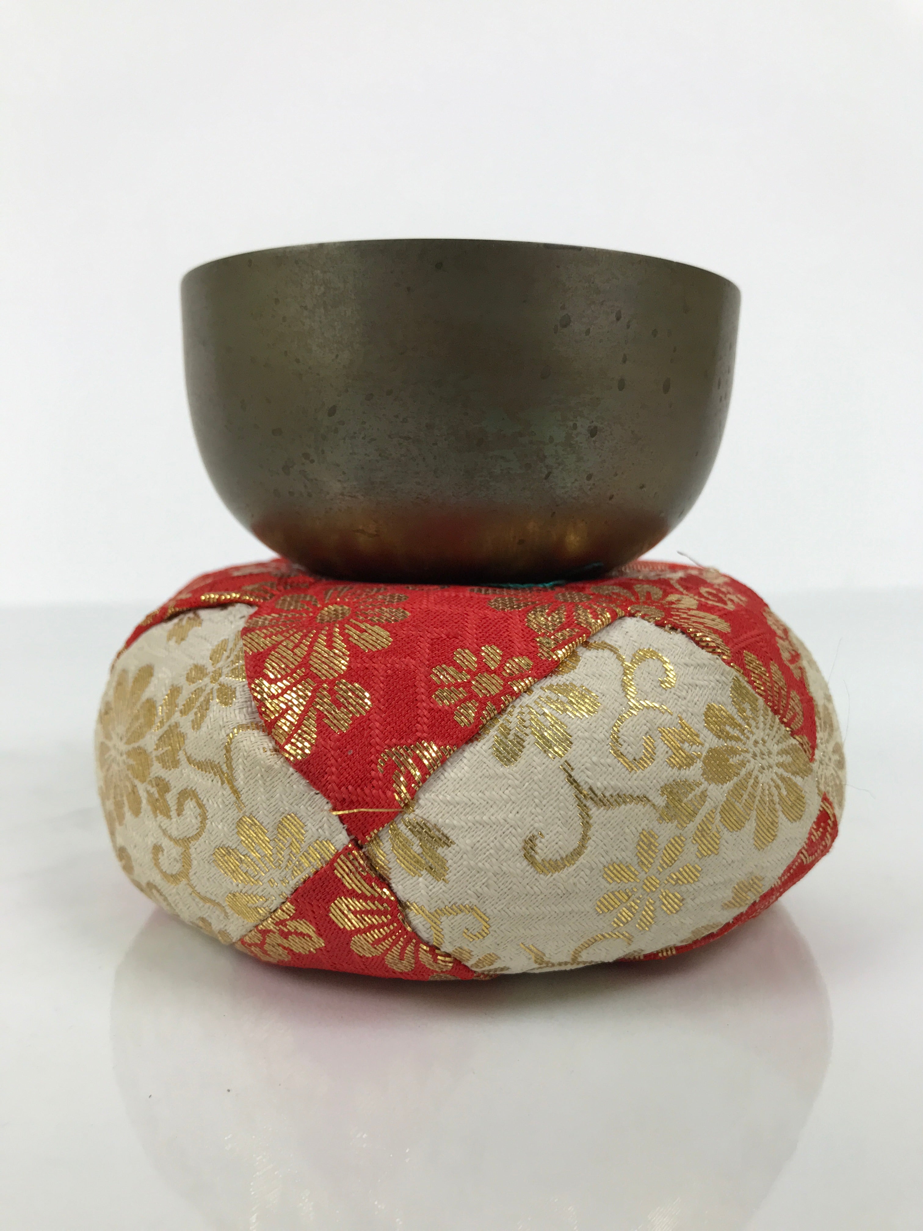 Japanese Buddhist Altar Fitting Bronze Orin Bell Vtg Singing Bowl Pillow BA819