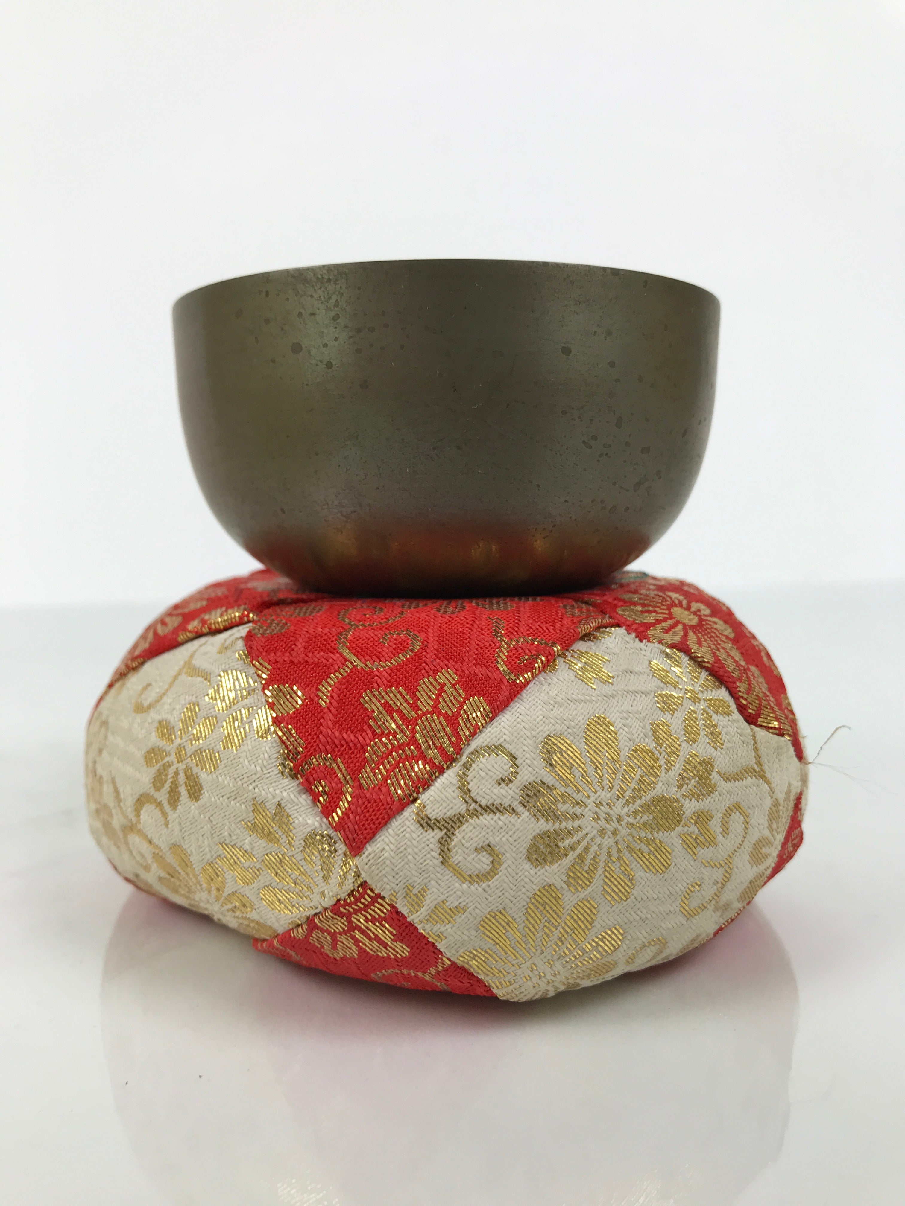 Japanese Buddhist Altar Fitting Bronze Orin Bell Vtg Singing Bowl Pillow BA819