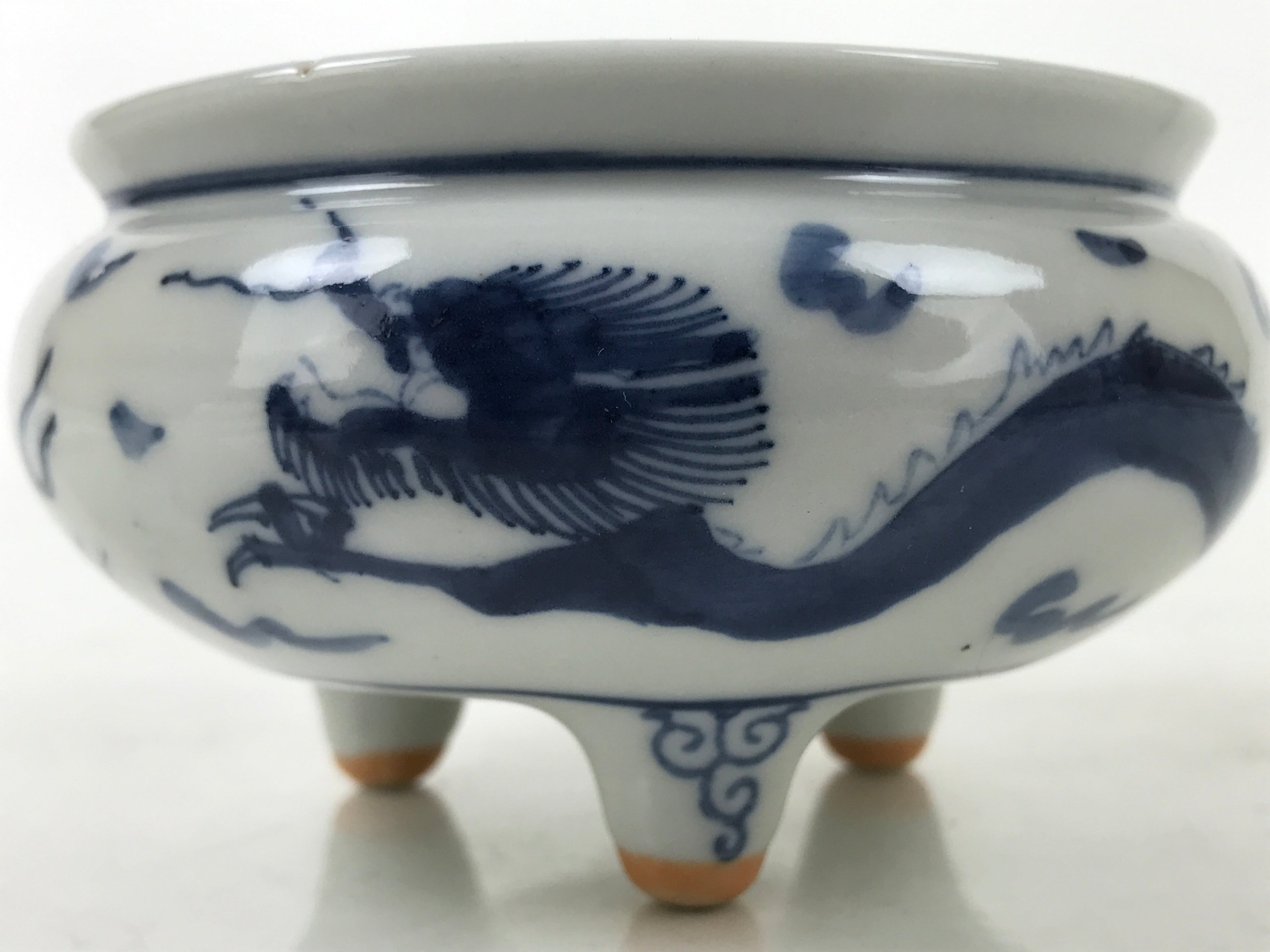 Japanese Buddhist Altar Fitting Kutani Porcelain Incense Burner Koro Blue BA531