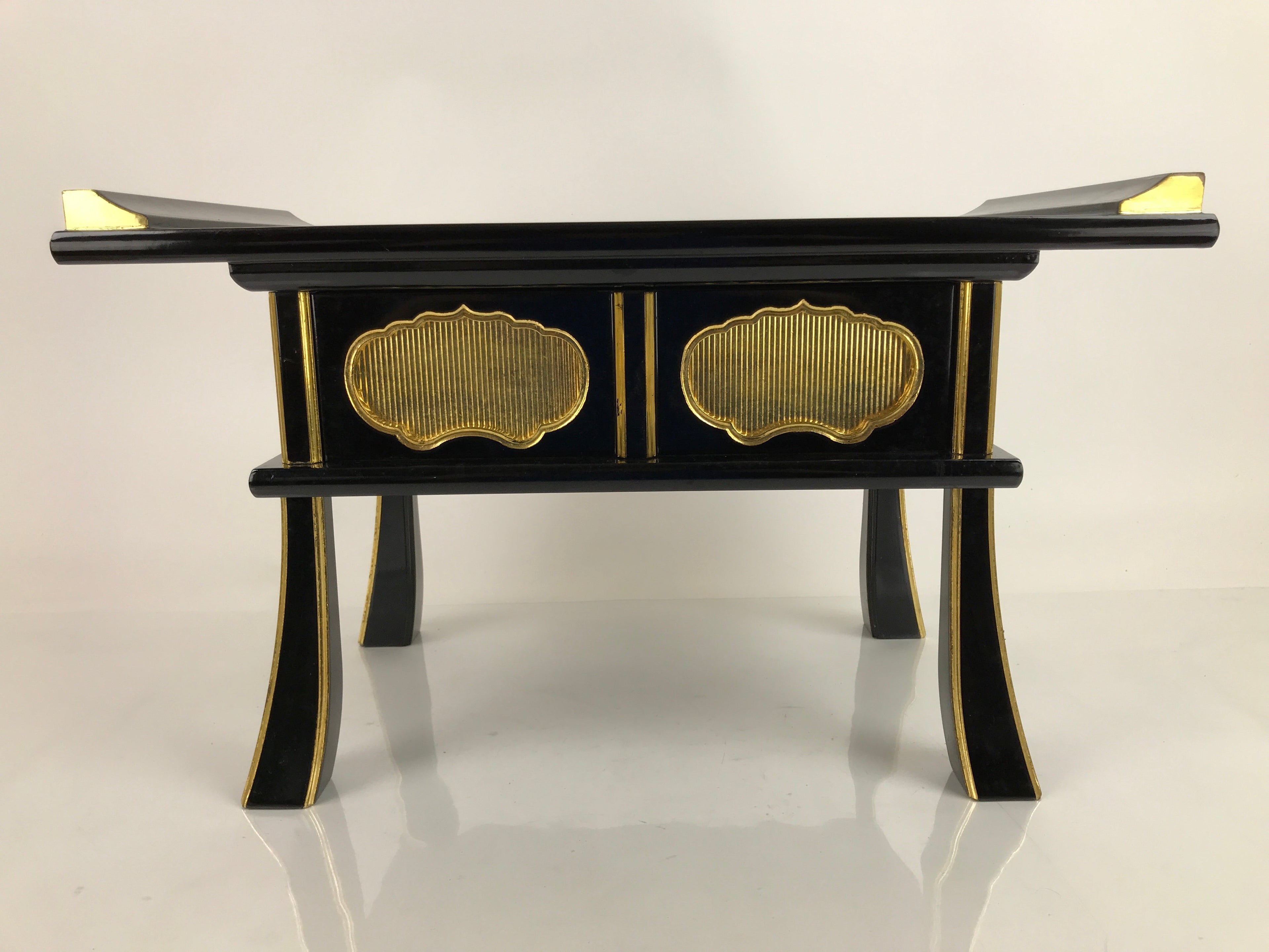Japanese Buddhist Altar Fitting Lacquer Kyozukue Offering Table Black Gold BA371