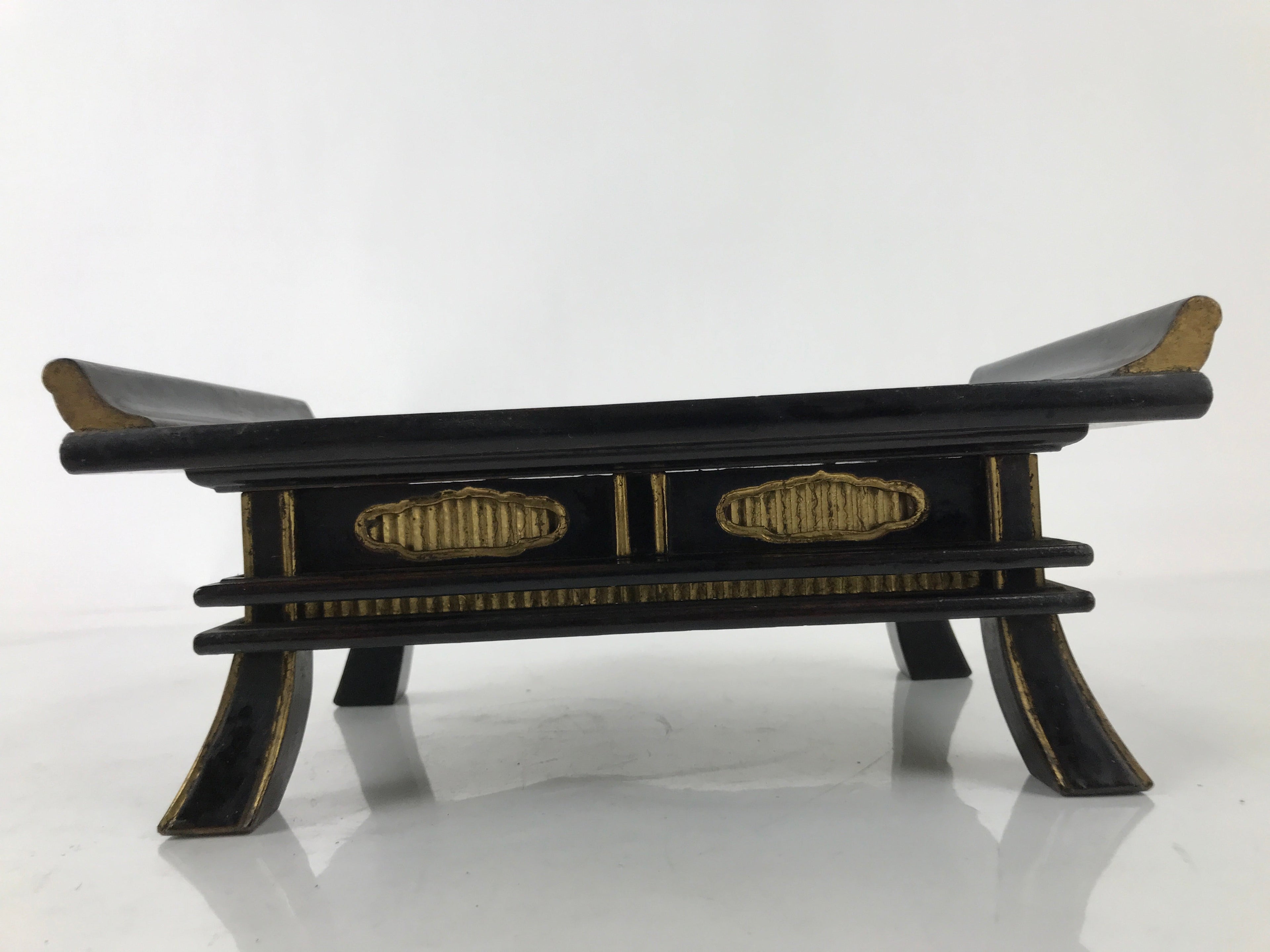 Japanese Buddhist Altar Fitting Lacquer Kyozukue Offering Table Black Red BA497