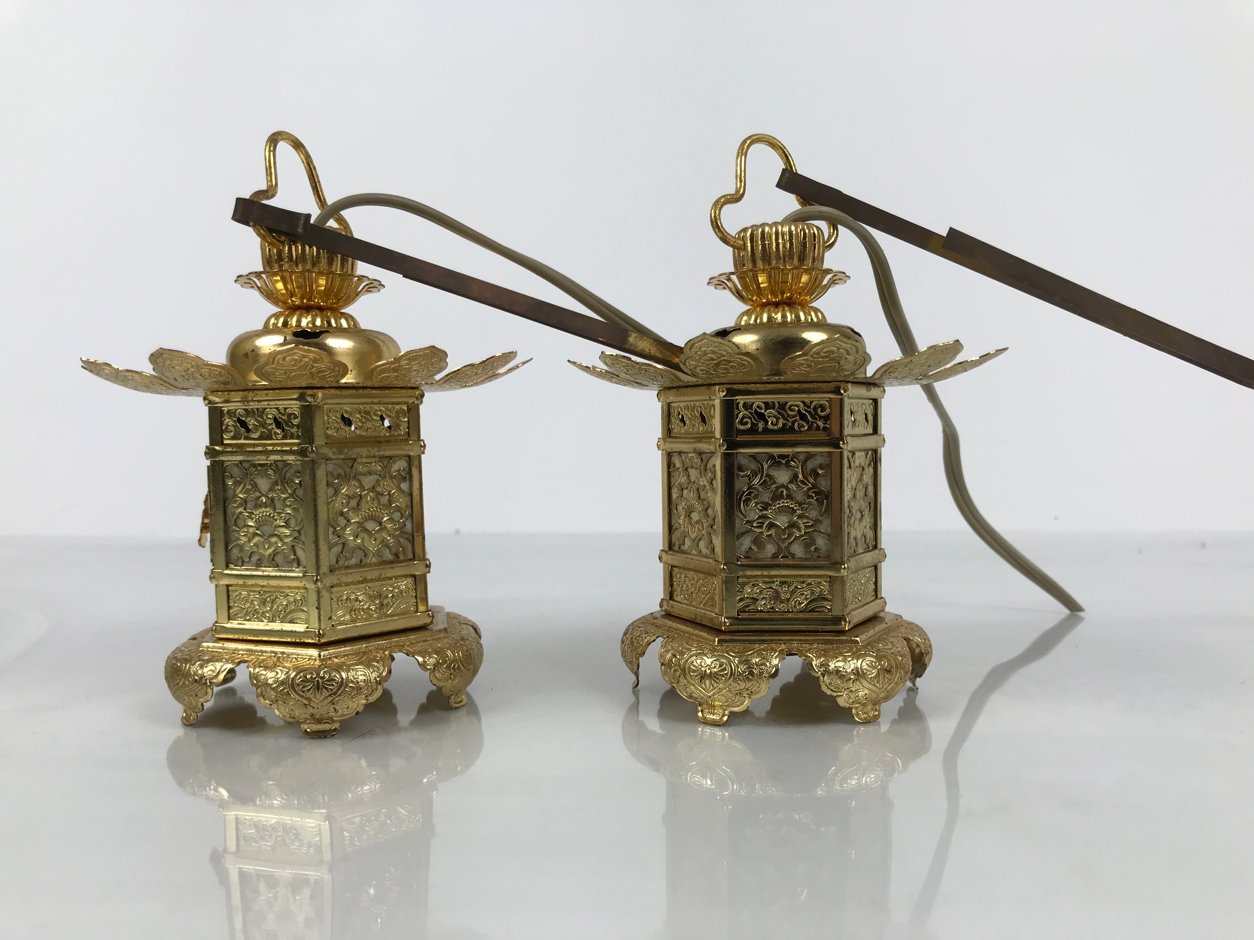 Japanese Buddhist Altar Fitting Metal Butsudan Hanging Lantern Tsuri Toro BA837