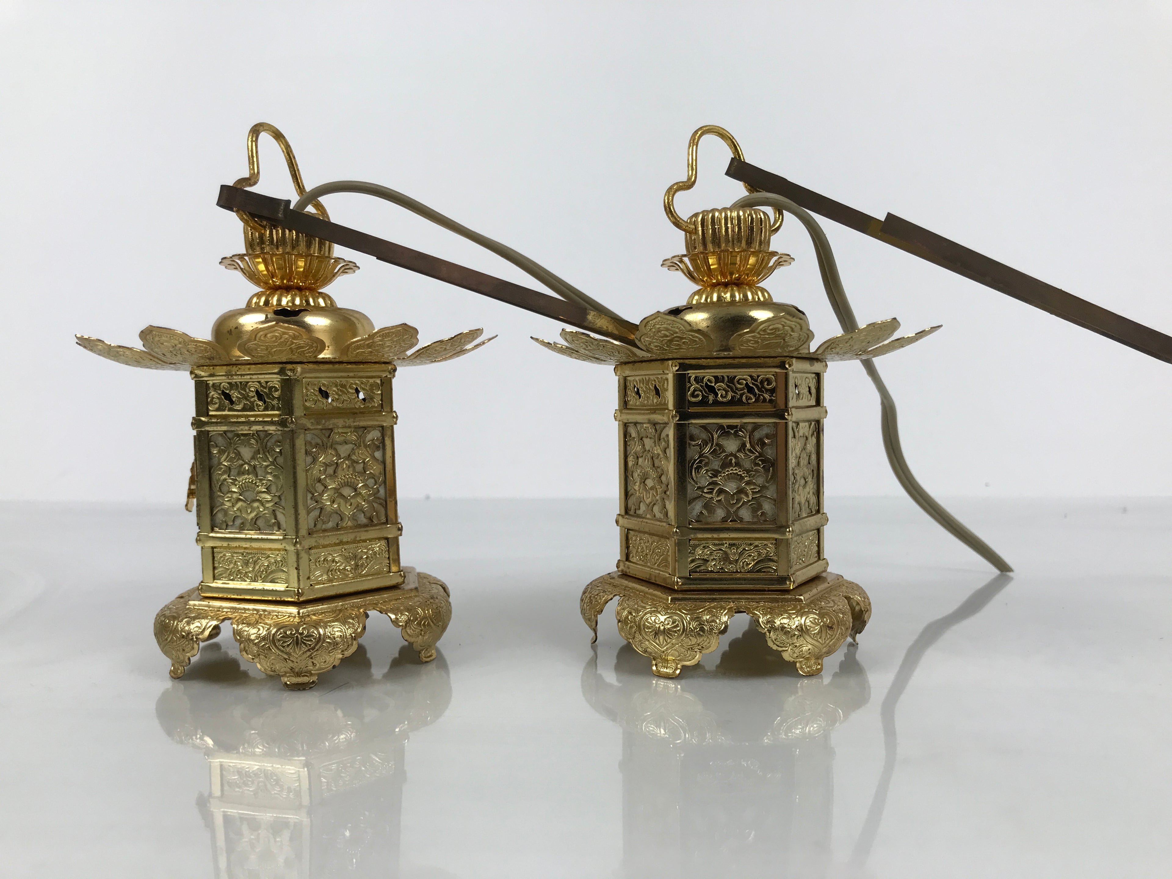 Japanese Buddhist Altar Fitting Metal Butsudan Hanging Lantern Tsuri Toro BA837