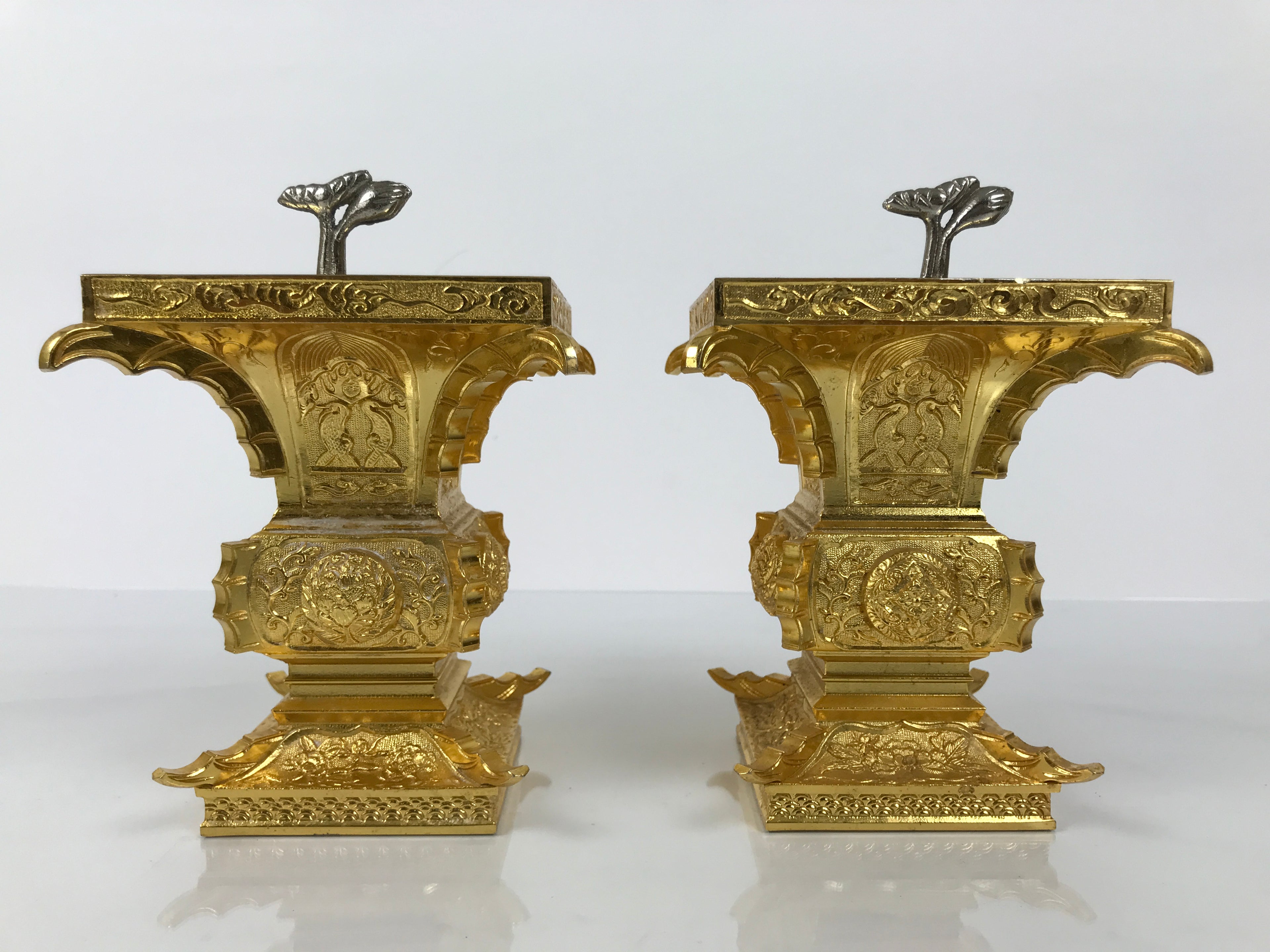 Japanese Buddhist Altar Fitting Metal Flower Vase 2pc Gold Hanatate Insert BA776