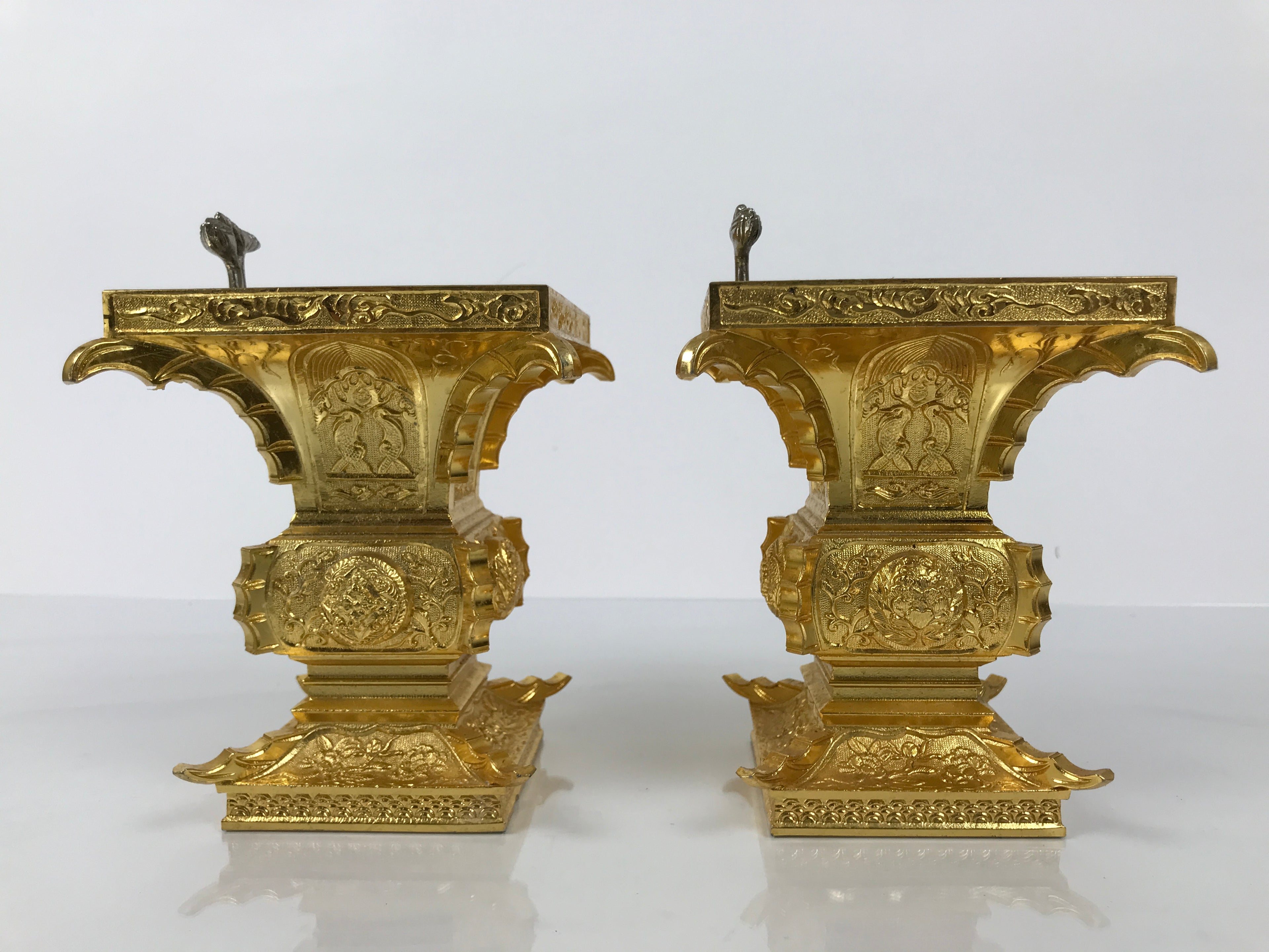 Japanese Buddhist Altar Fitting Metal Flower Vase 2pc Gold Hanatate Insert BA776