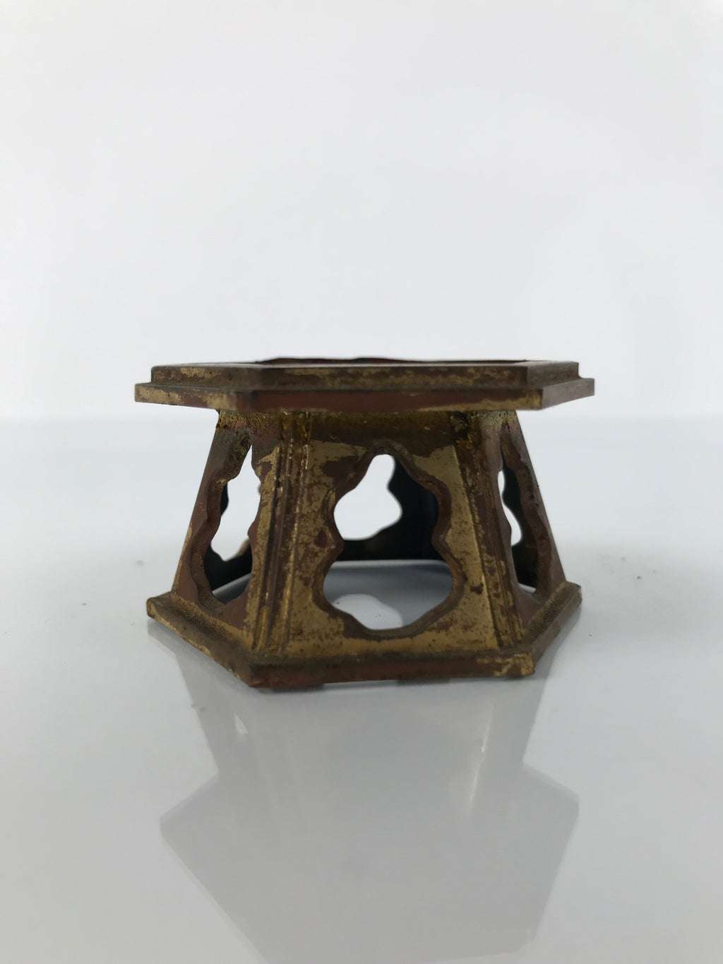 Japanese Buddhist Altar Fitting Offering Cup Stand Bukki Butsugu Gold Red BA736