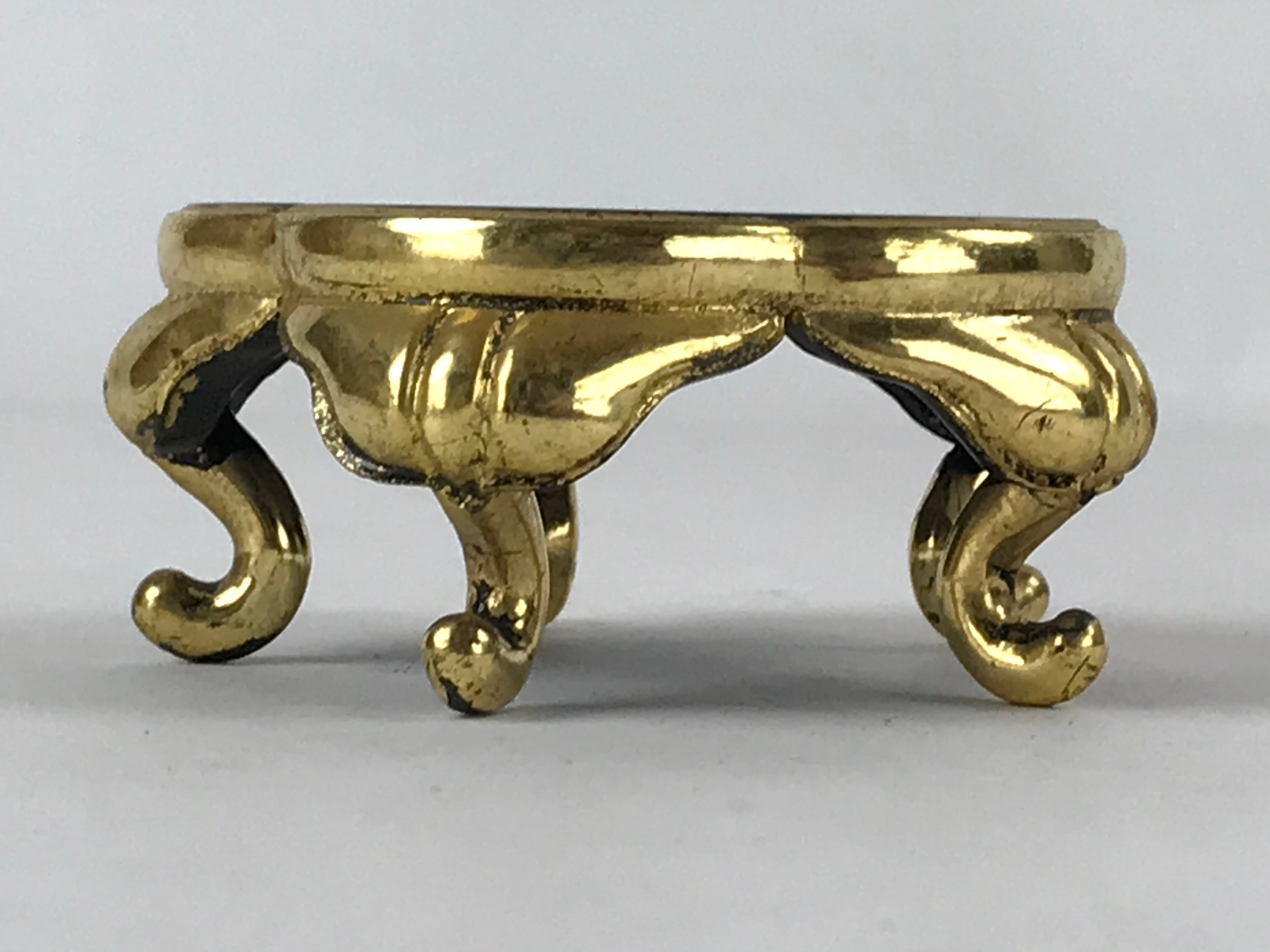Japanese Buddhist Altar Fitting Offering Cup Stand Vtg Bukki Black Gold BA190