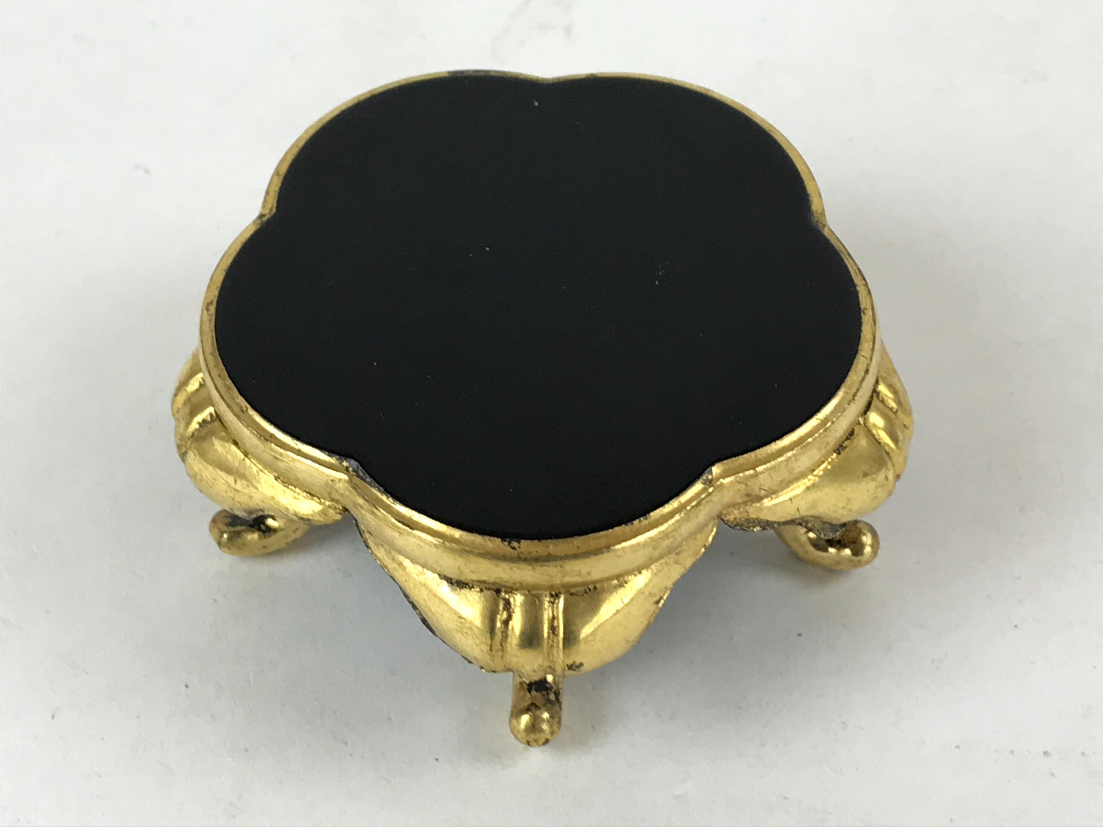 Japanese Buddhist Altar Fitting Offering Cup Stand Vtg Bukki Black Gold BA190