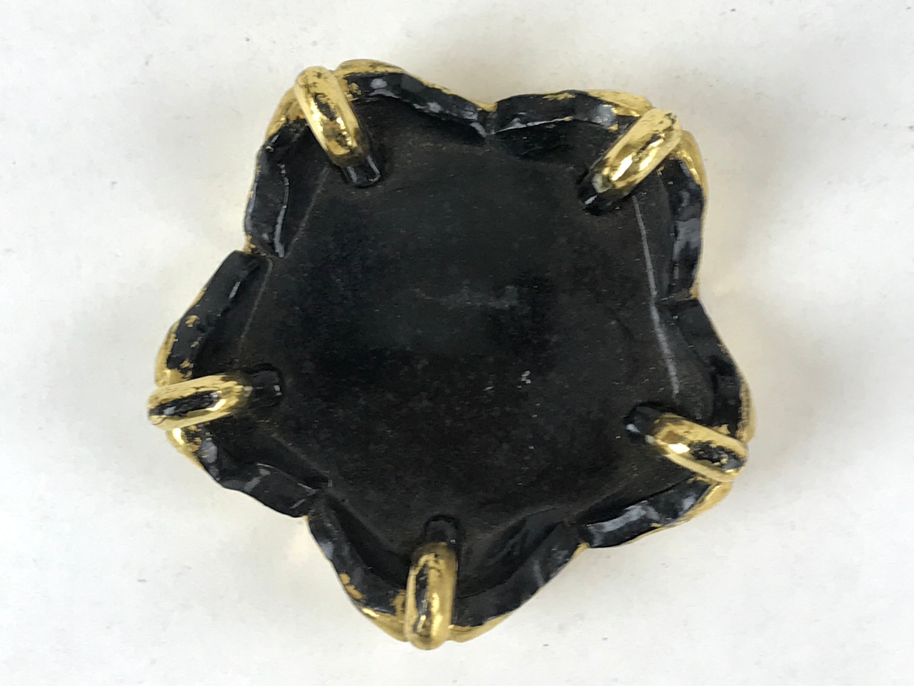 Japanese Buddhist Altar Fitting Offering Cup Stand Vtg Bukki Black Gold BA190